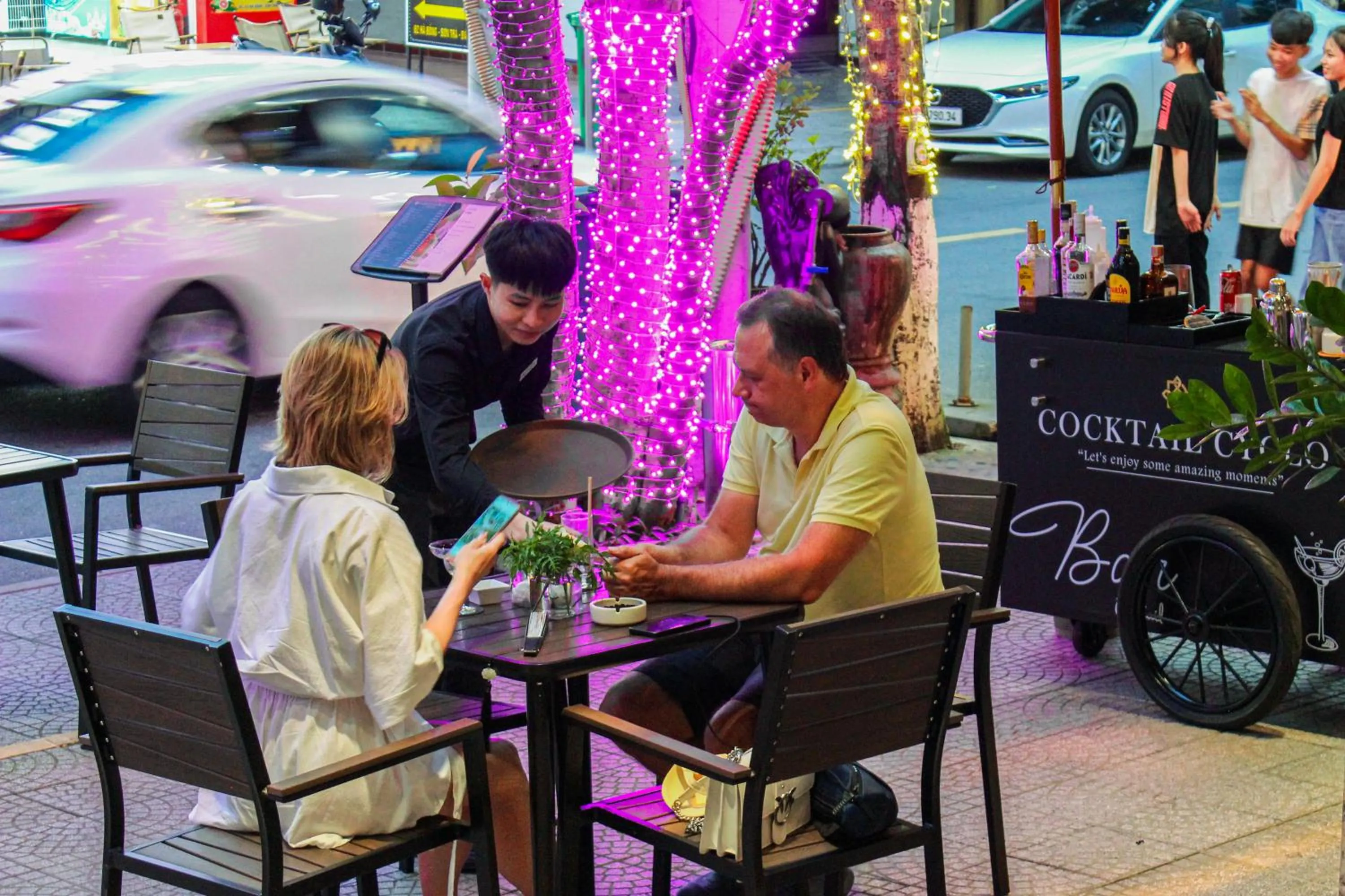 Restaurant/places to eat in The Dream Suite