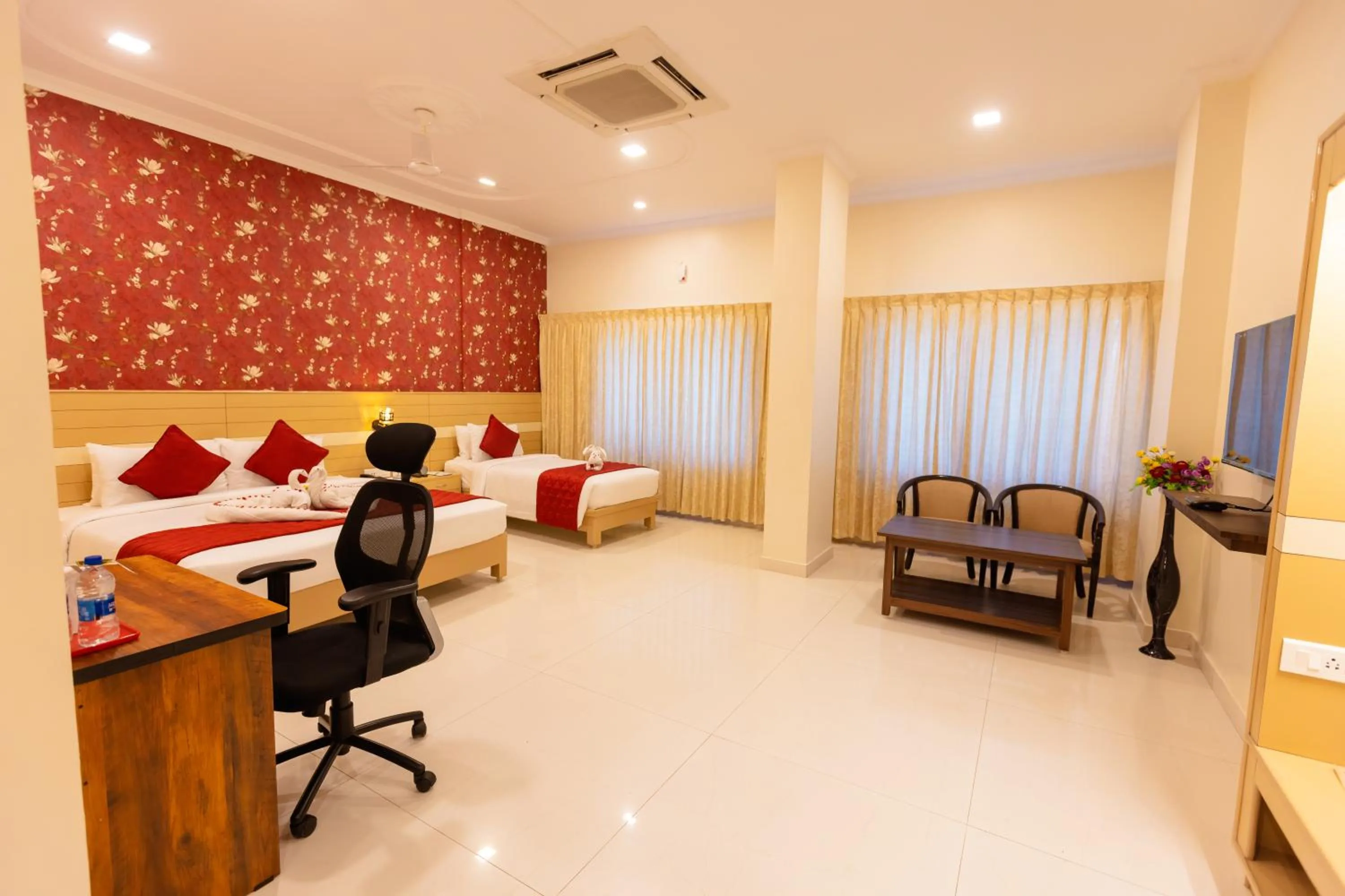 Hotel DSF Grand Plaza