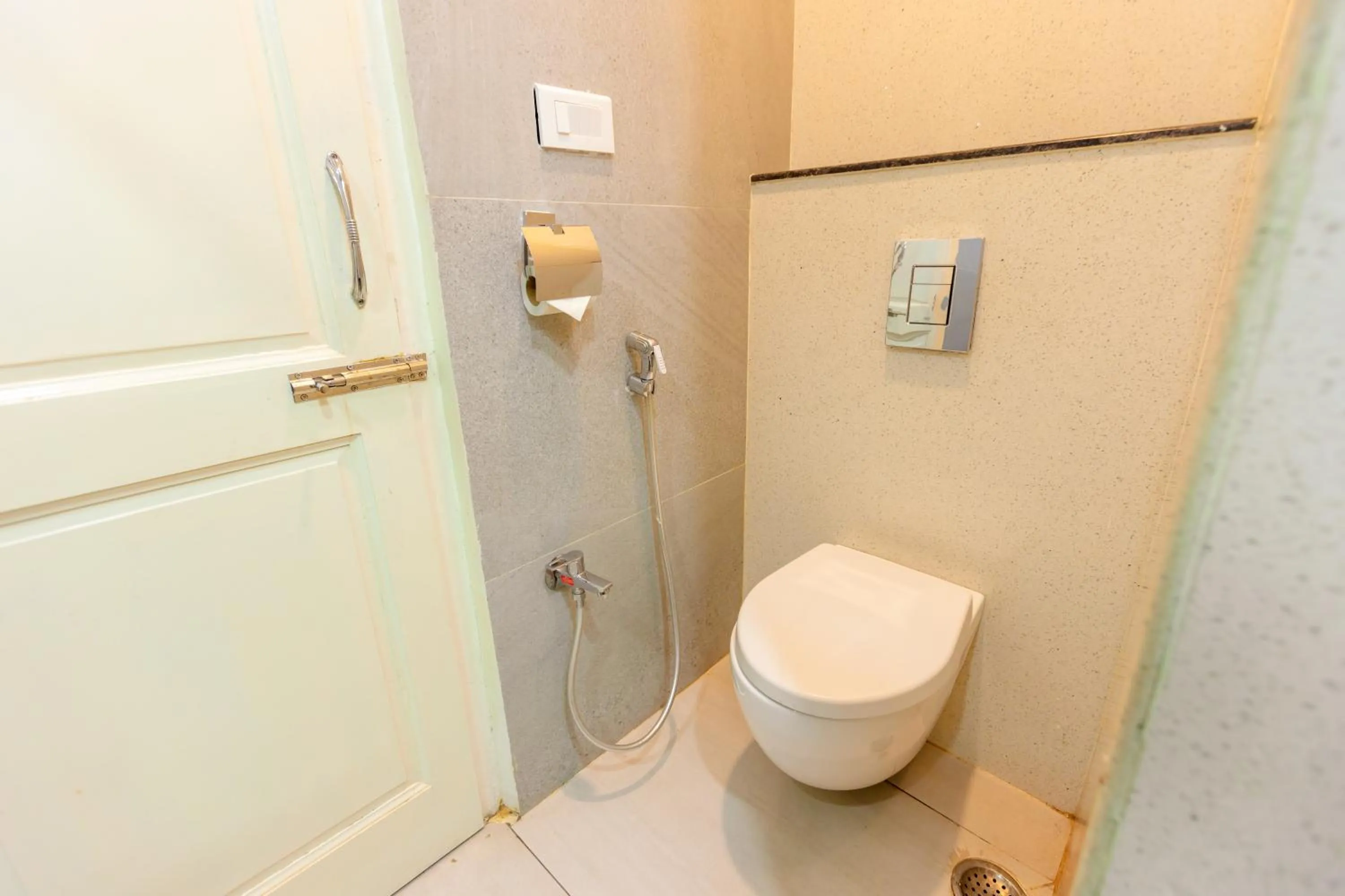 Hotel DSF Grand Plaza