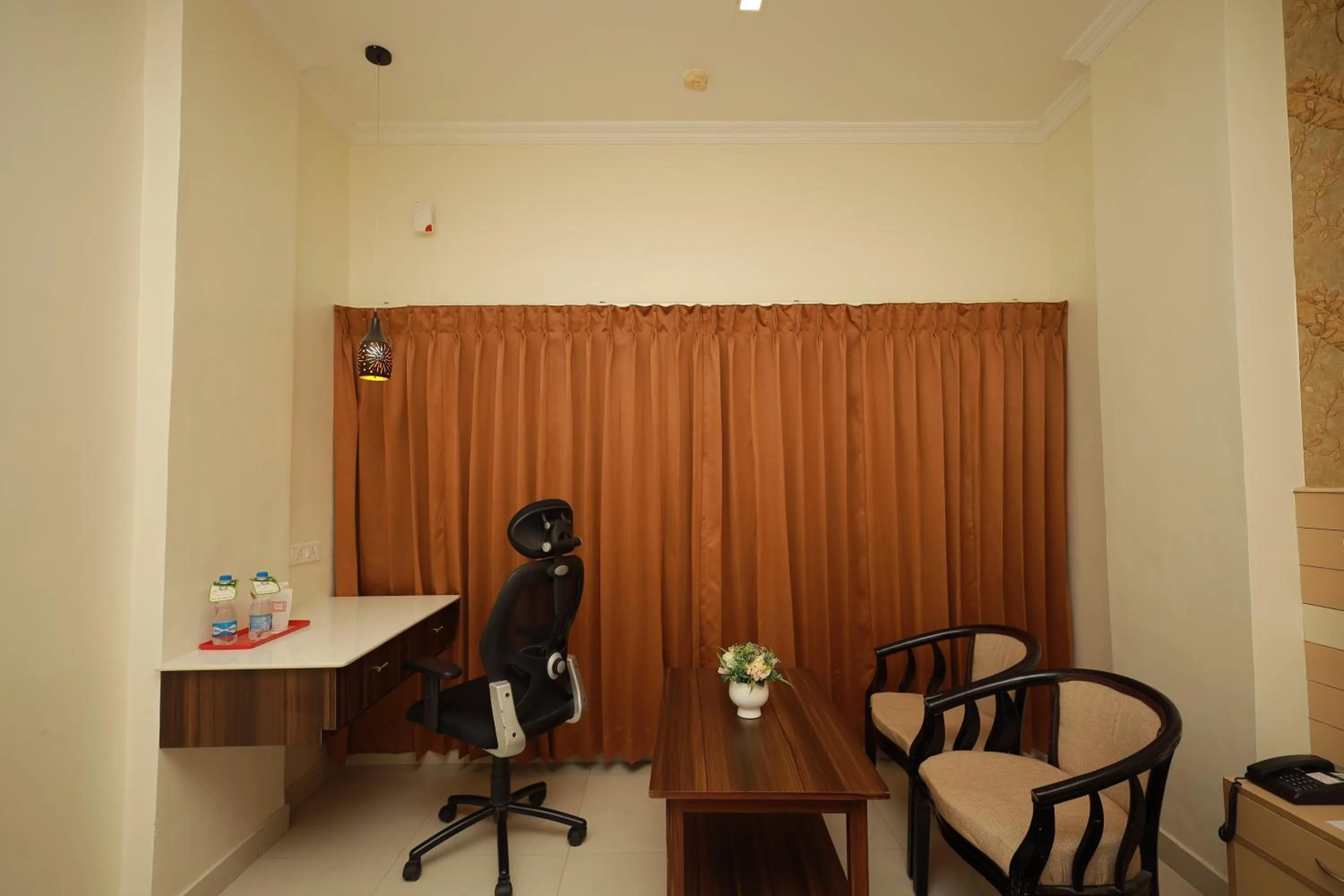 Hotel DSF Grand Plaza