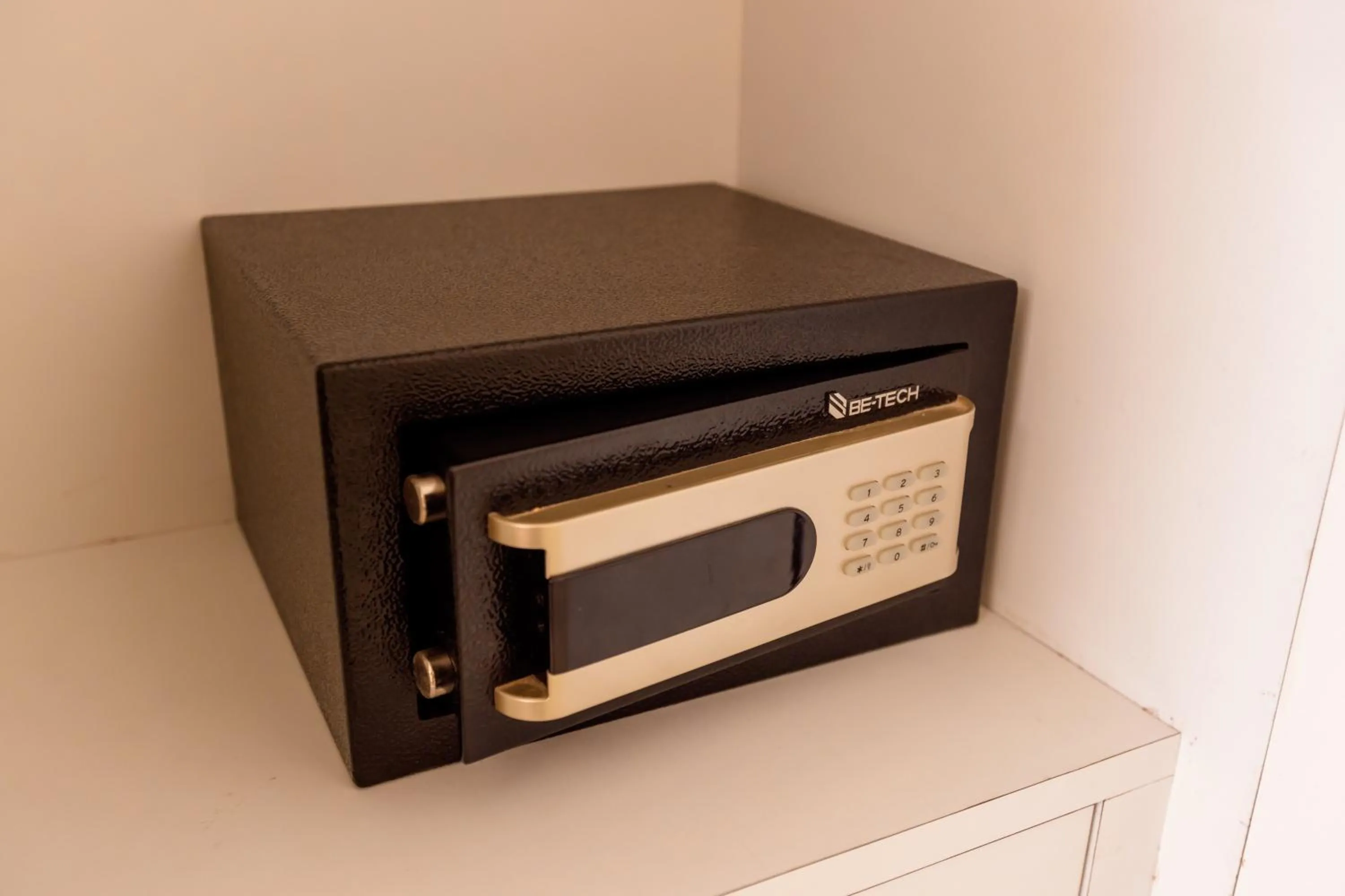 Hotel DSF Grand Plaza