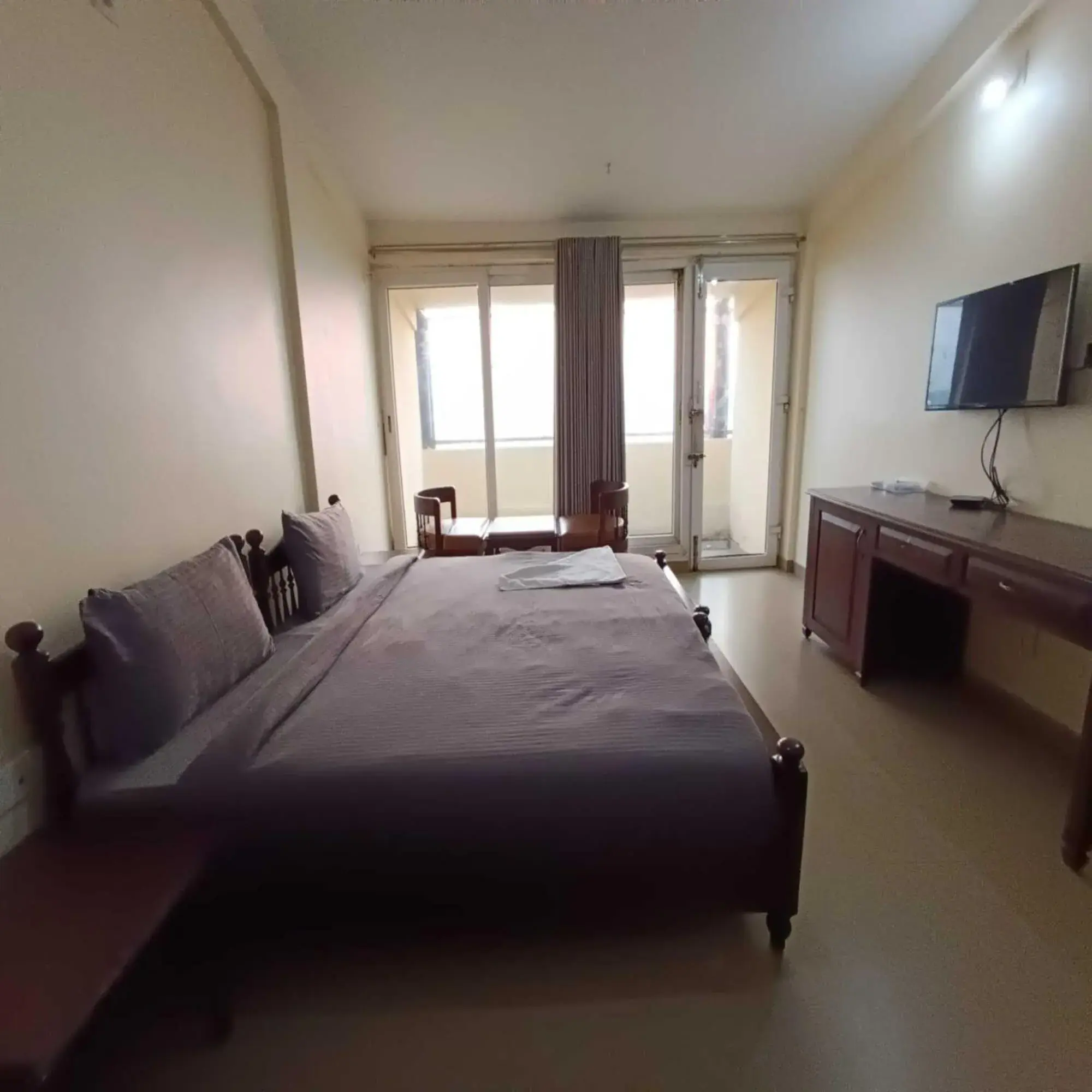 Deluxe Double Room with Side Sea View in Baywatch Beach Homes Deluxe Double Room with Side Sea View in Baywatch Beach Homes