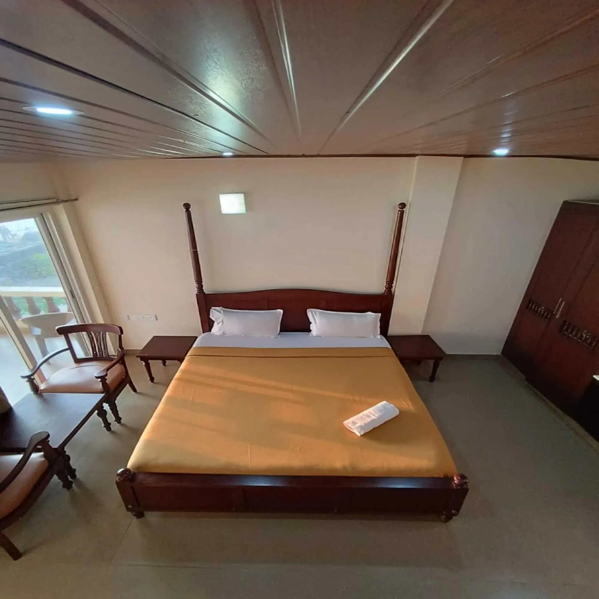 Bedroom, Bed in Baywatch Beach Homes