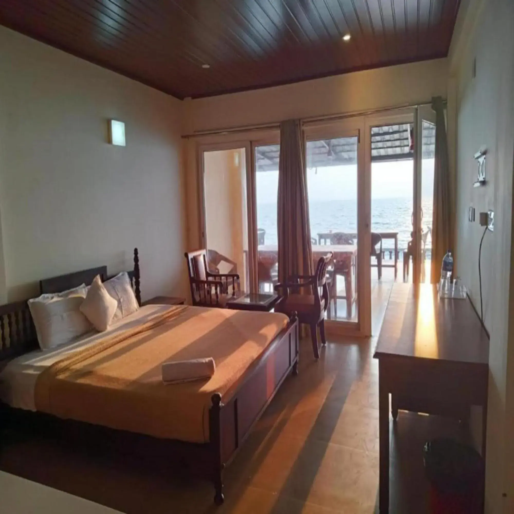 Double Room with Sea View in Baywatch Beach Homes Double Room with Sea View in Baywatch Beach Homes