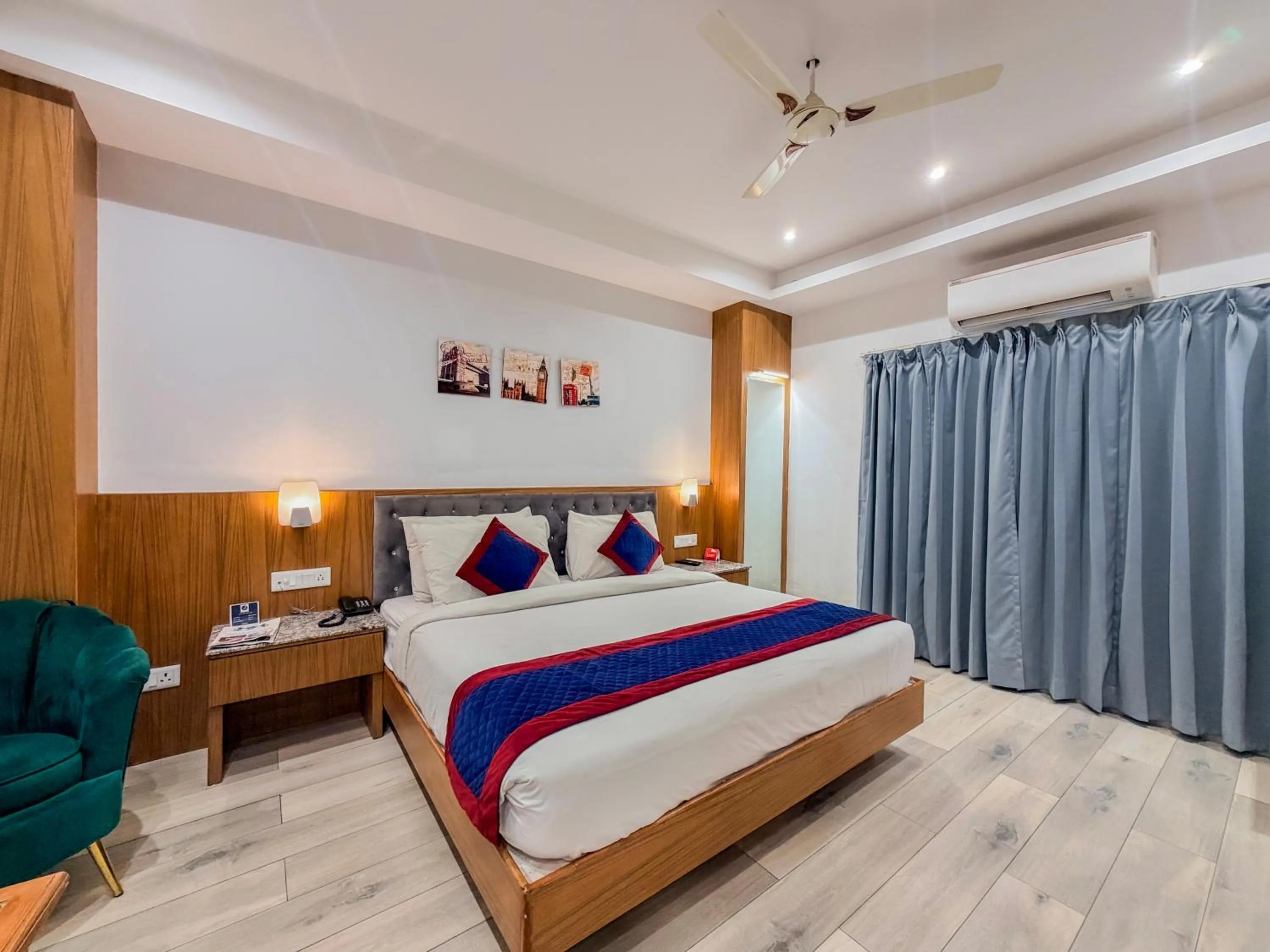 Bed in Zip By Spree Hotels Grand Legacy Prime