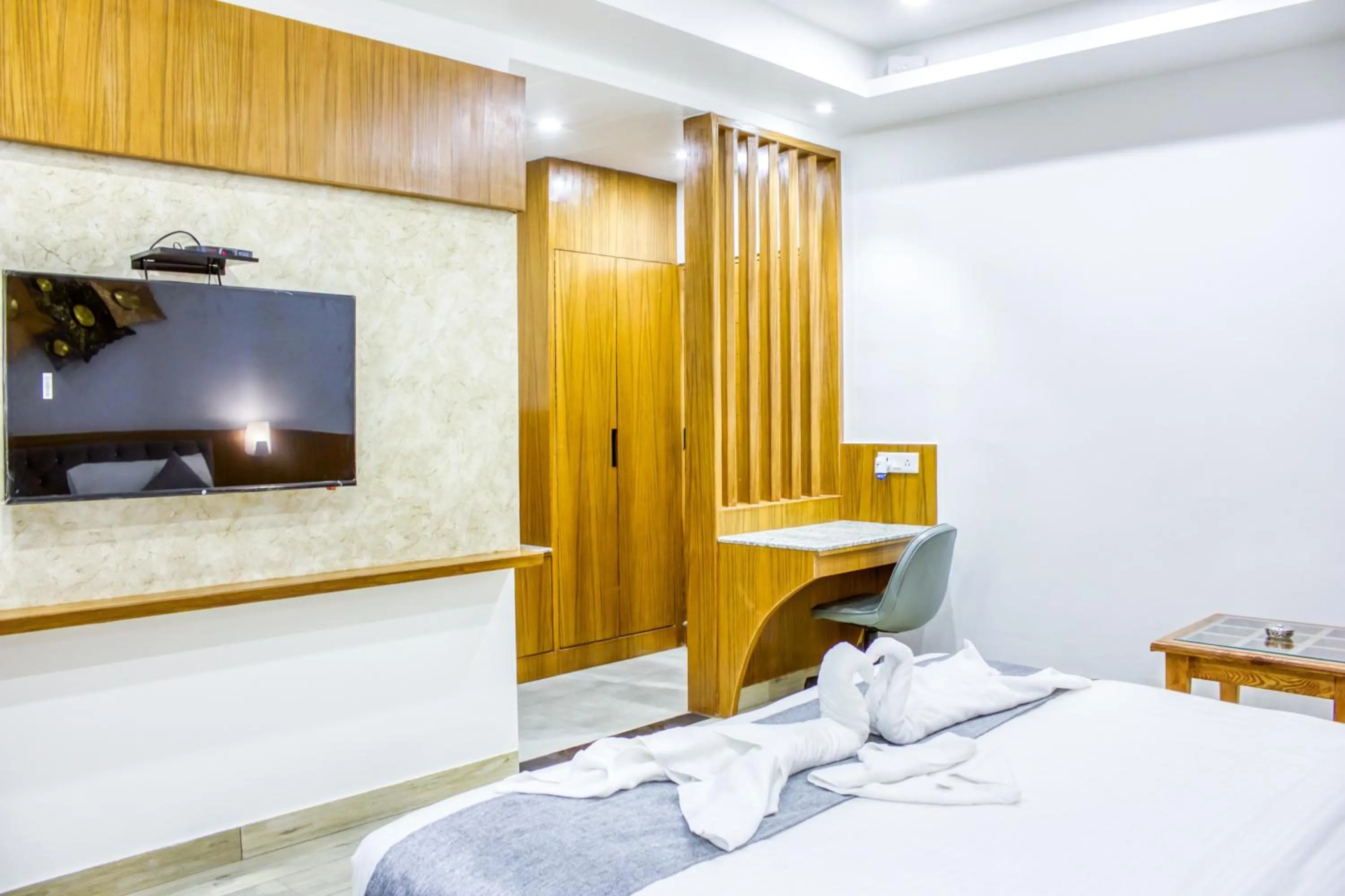 Bed in Zip By Spree Hotels Grand Legacy Prime