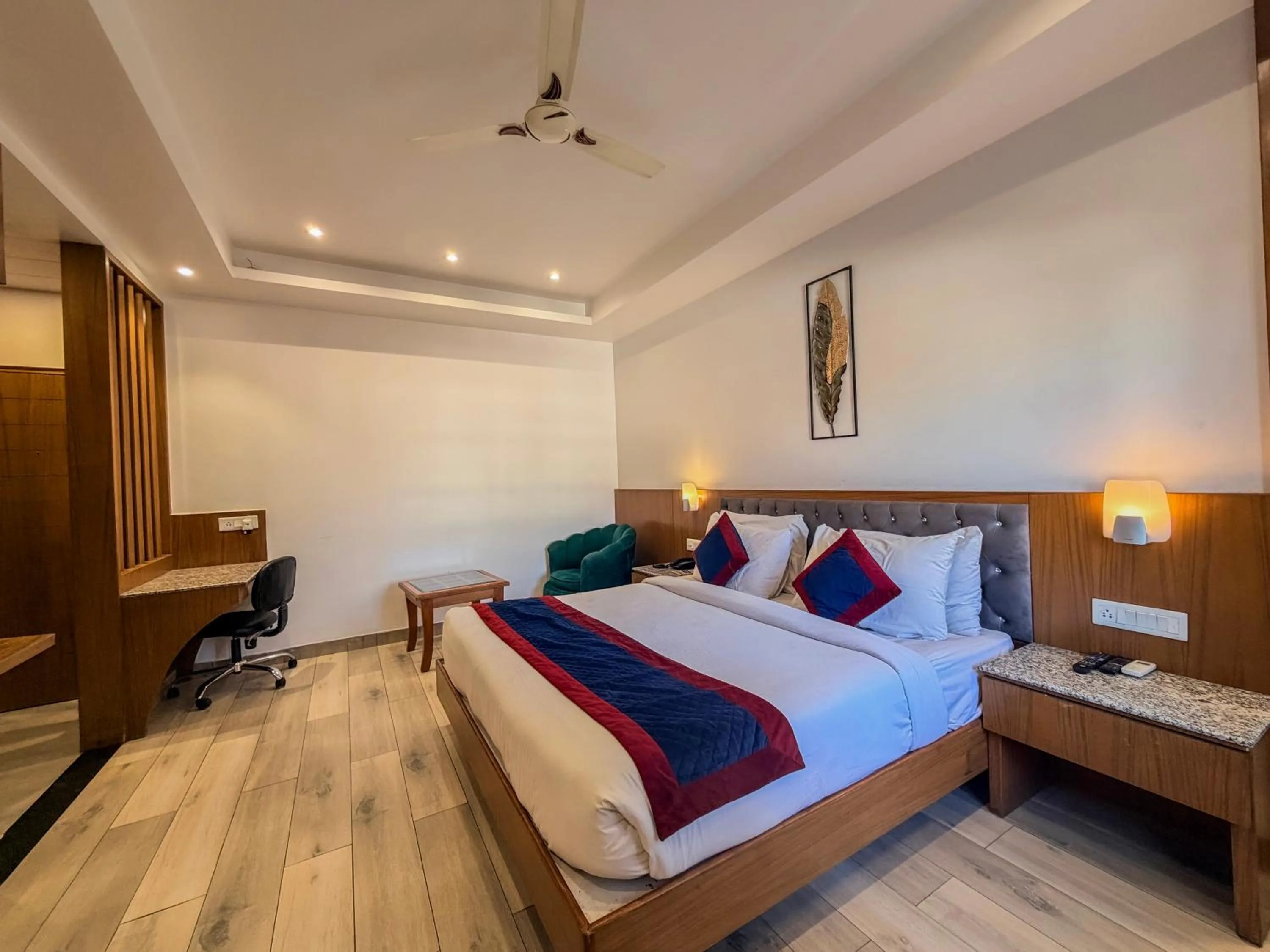 Bed in Zip By Spree Hotels Grand Legacy Prime