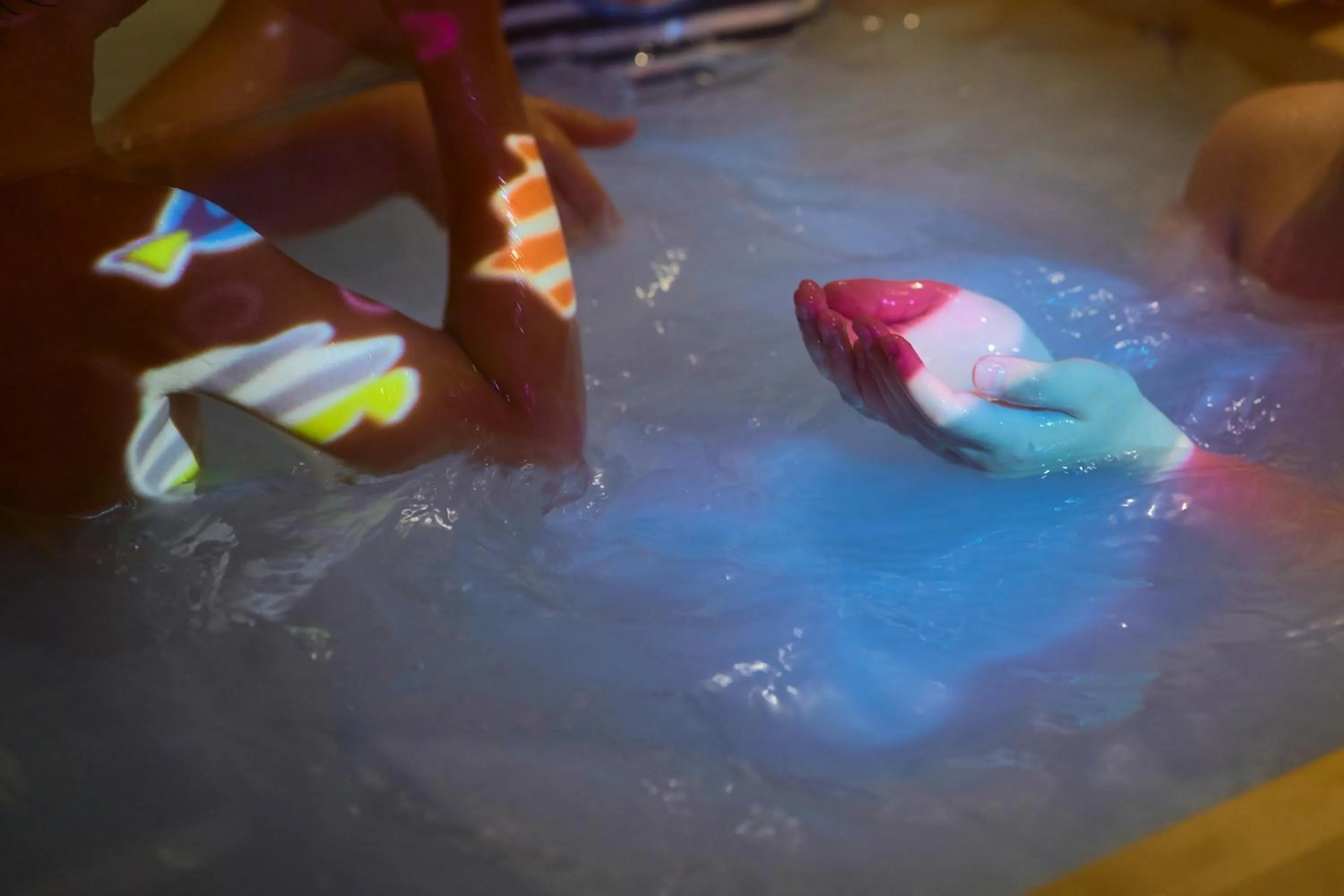 KONJAKUSO Osaka Tempozan "IKESU" Projection M apping SPA "TAKADORO" Wheel View