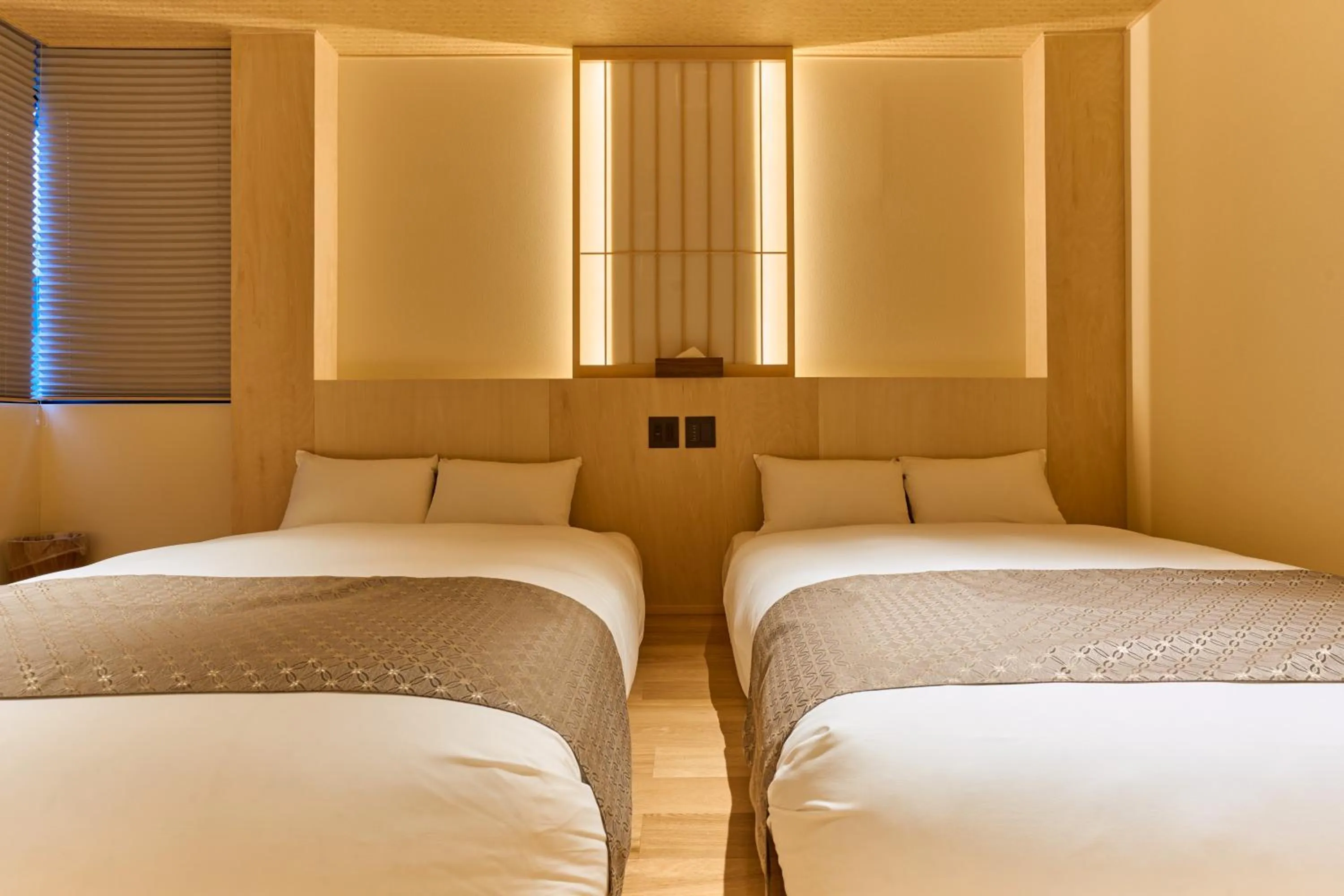 Bed in KONJAKUSO Osaka Tempozan "IKESU" Projection M apping SPA "TAKADORO" Wheel View