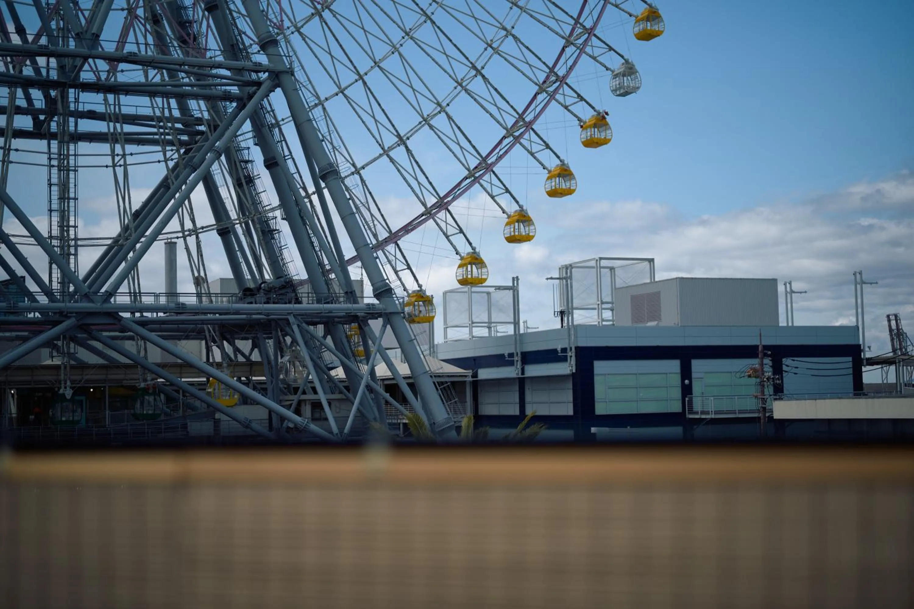 KONJAKUSO Osaka Tempozan "IKESU" Projection M apping SPA "TAKADORO" Wheel View