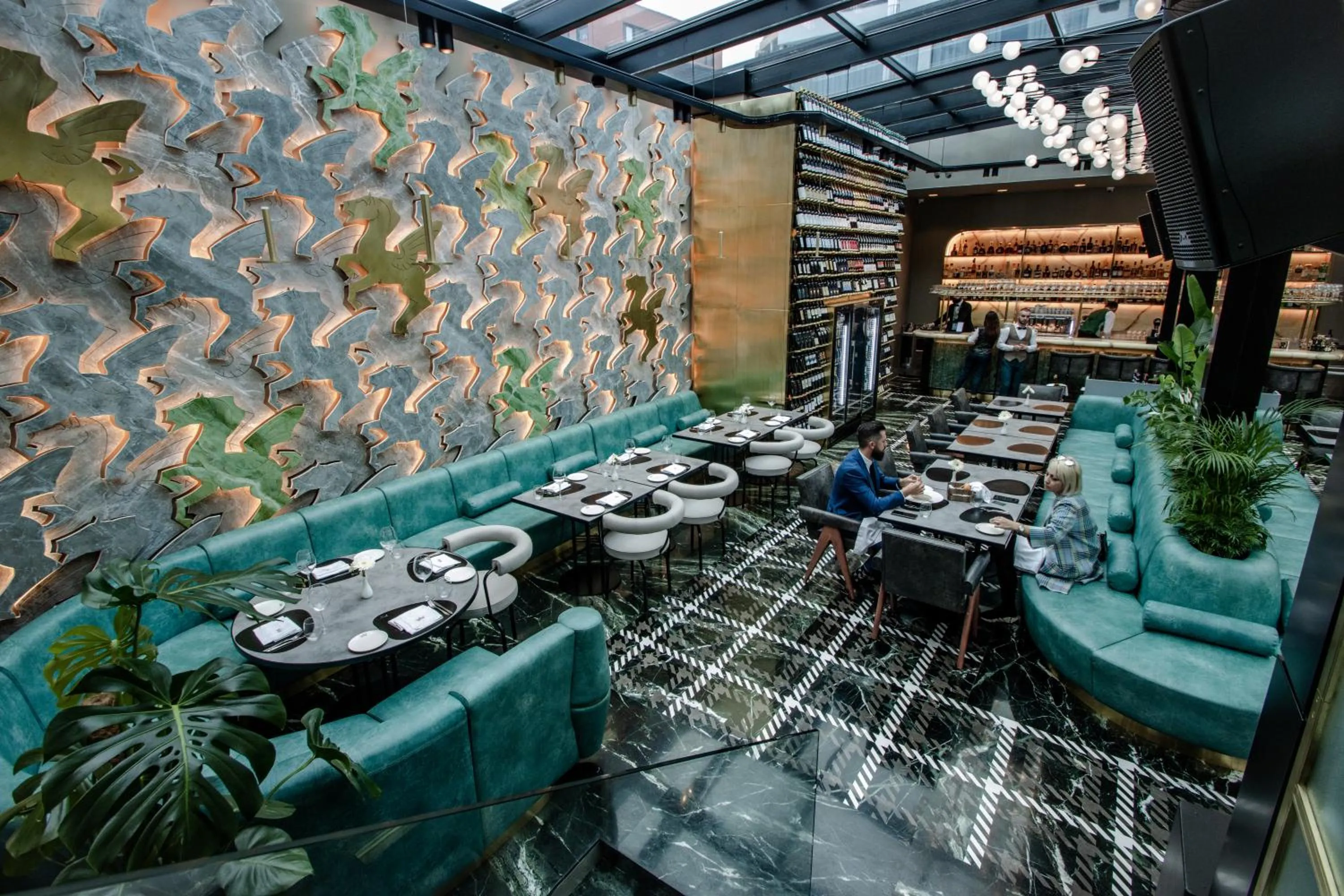 Restaurant/places to eat in The Crown Boutique Hotel & SPA