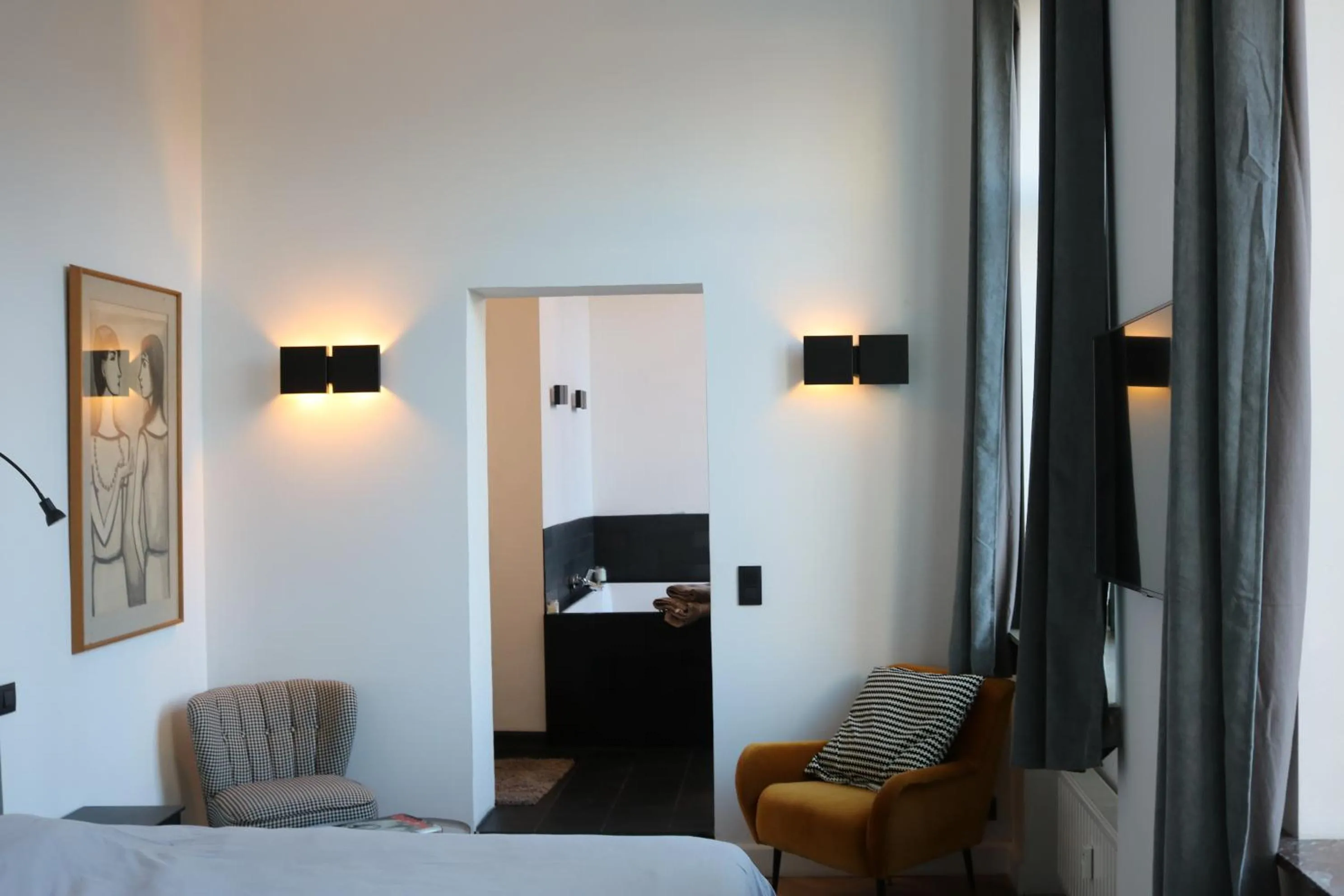 Bed in Peter House