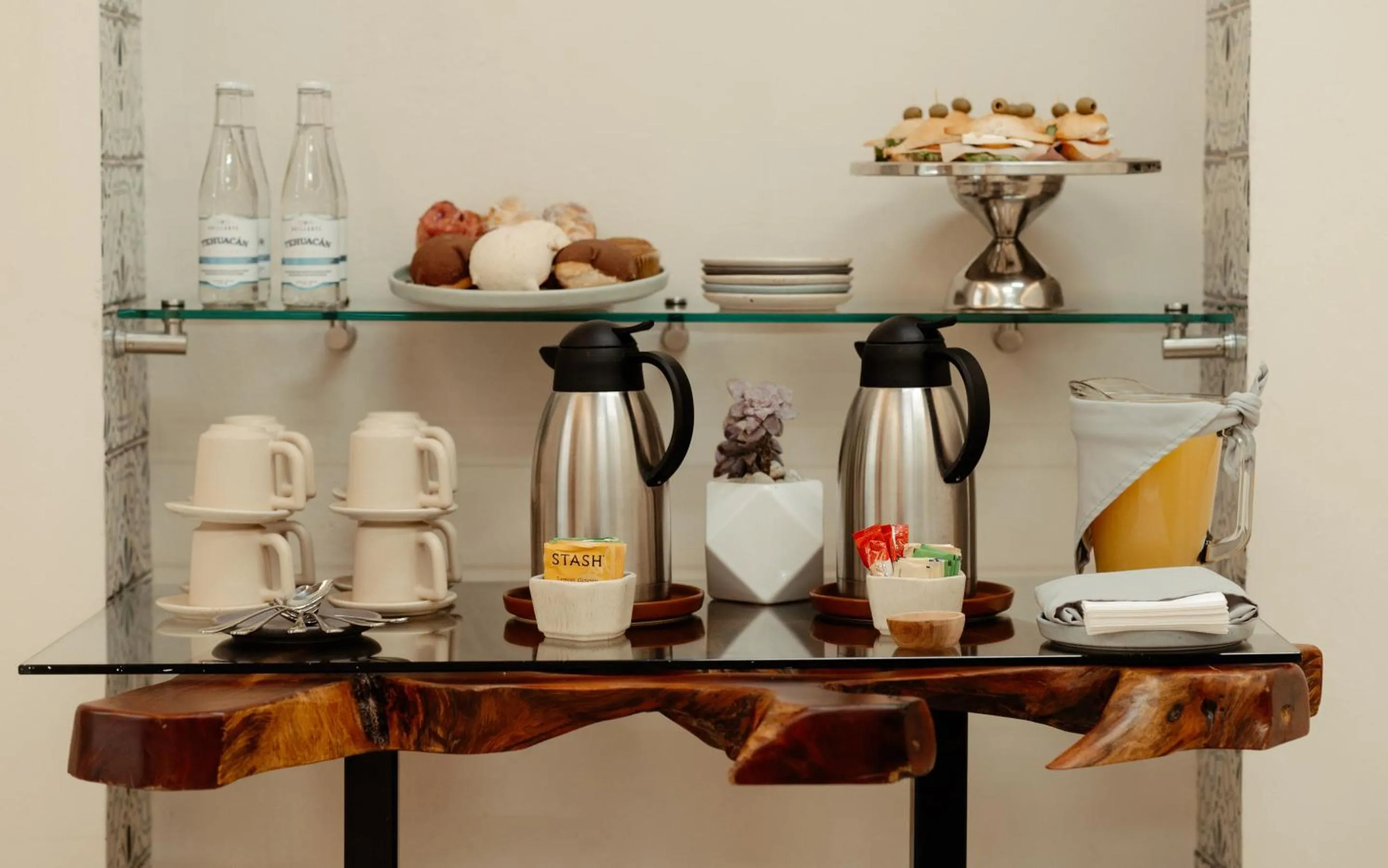 Meeting/conference room in Casa Azulai Puebla Hotel Boutique