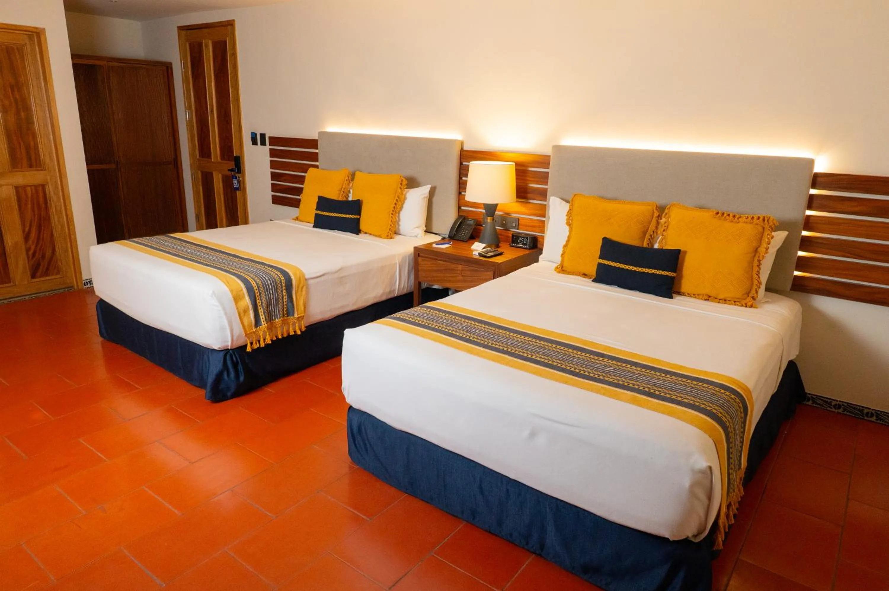 Bed in Casa Azulai Puebla Hotel Boutique