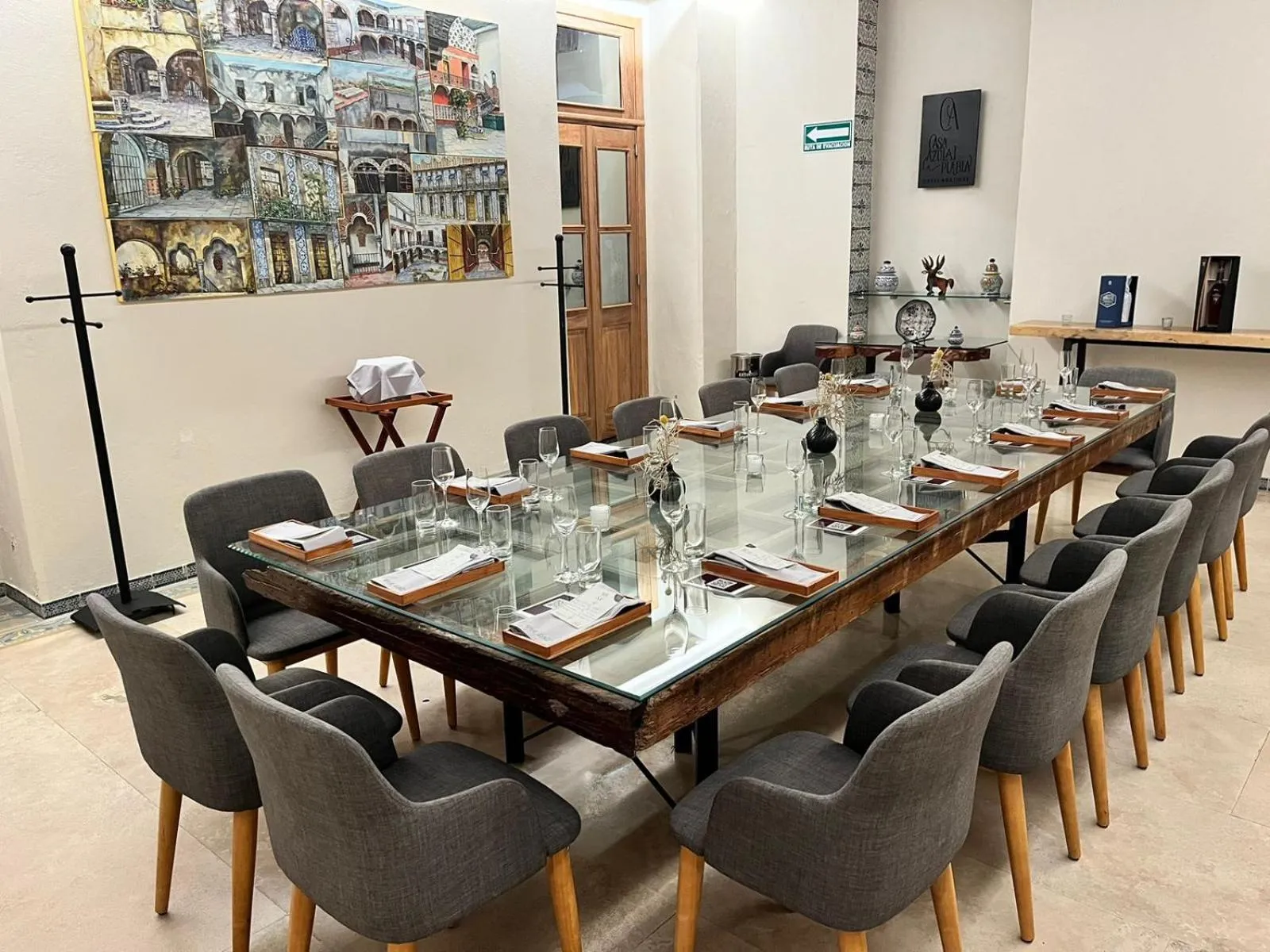 Restaurant/places to eat in Casa Azulai Puebla Hotel Boutique