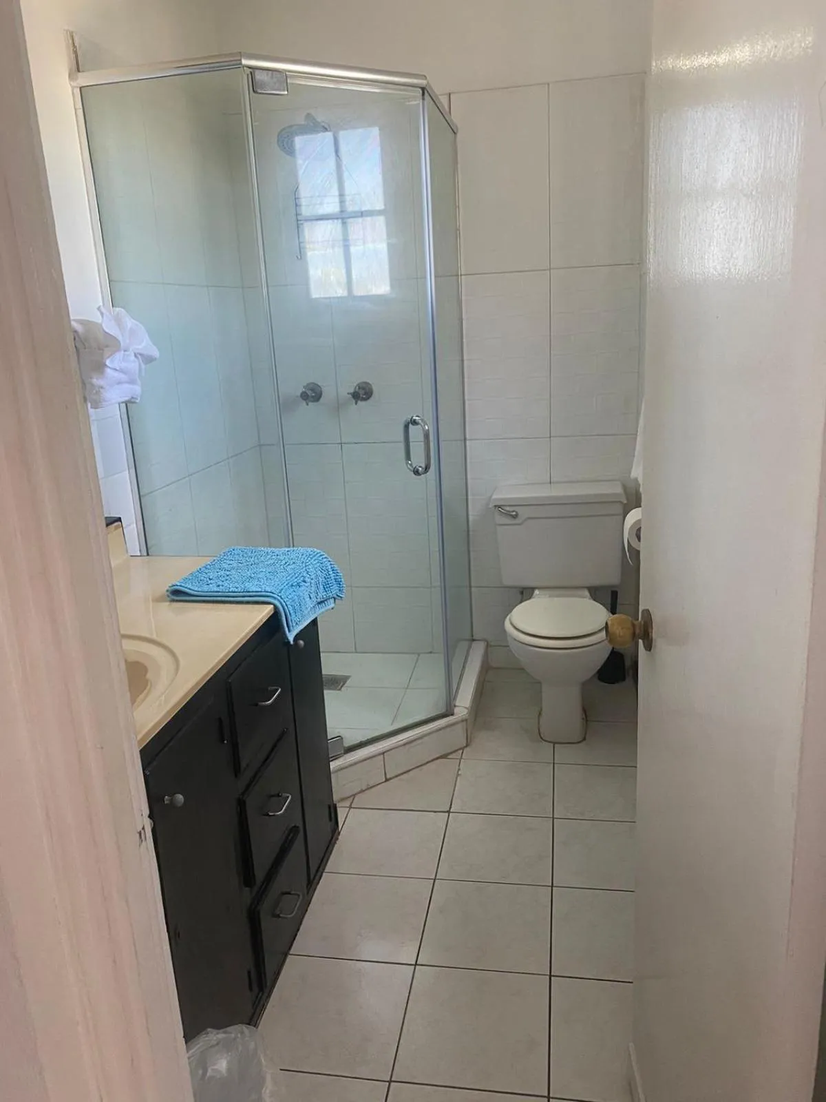 Shower, Bathroom in Fisherman's Point