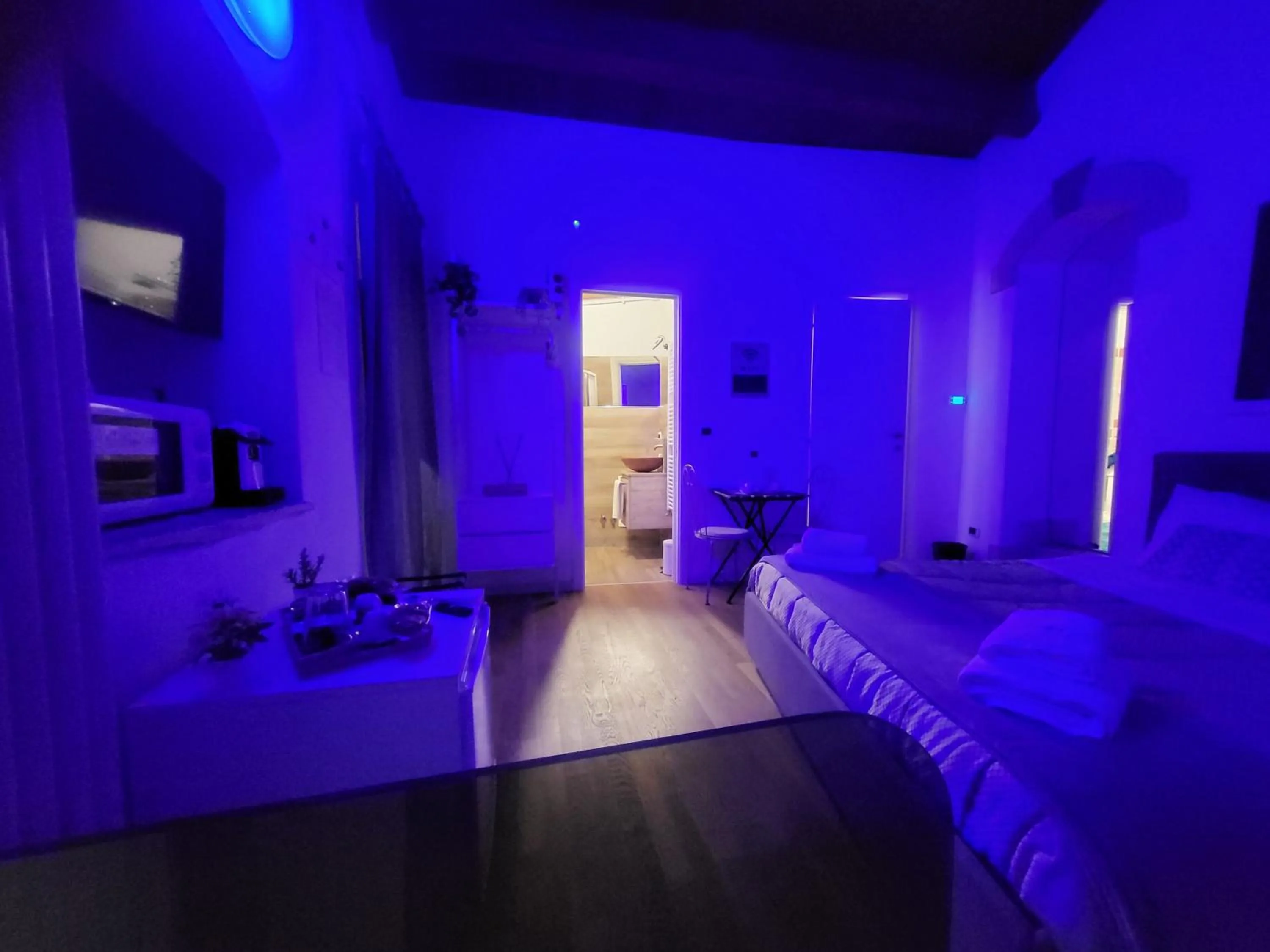 Bedroom, Bed in L'edera