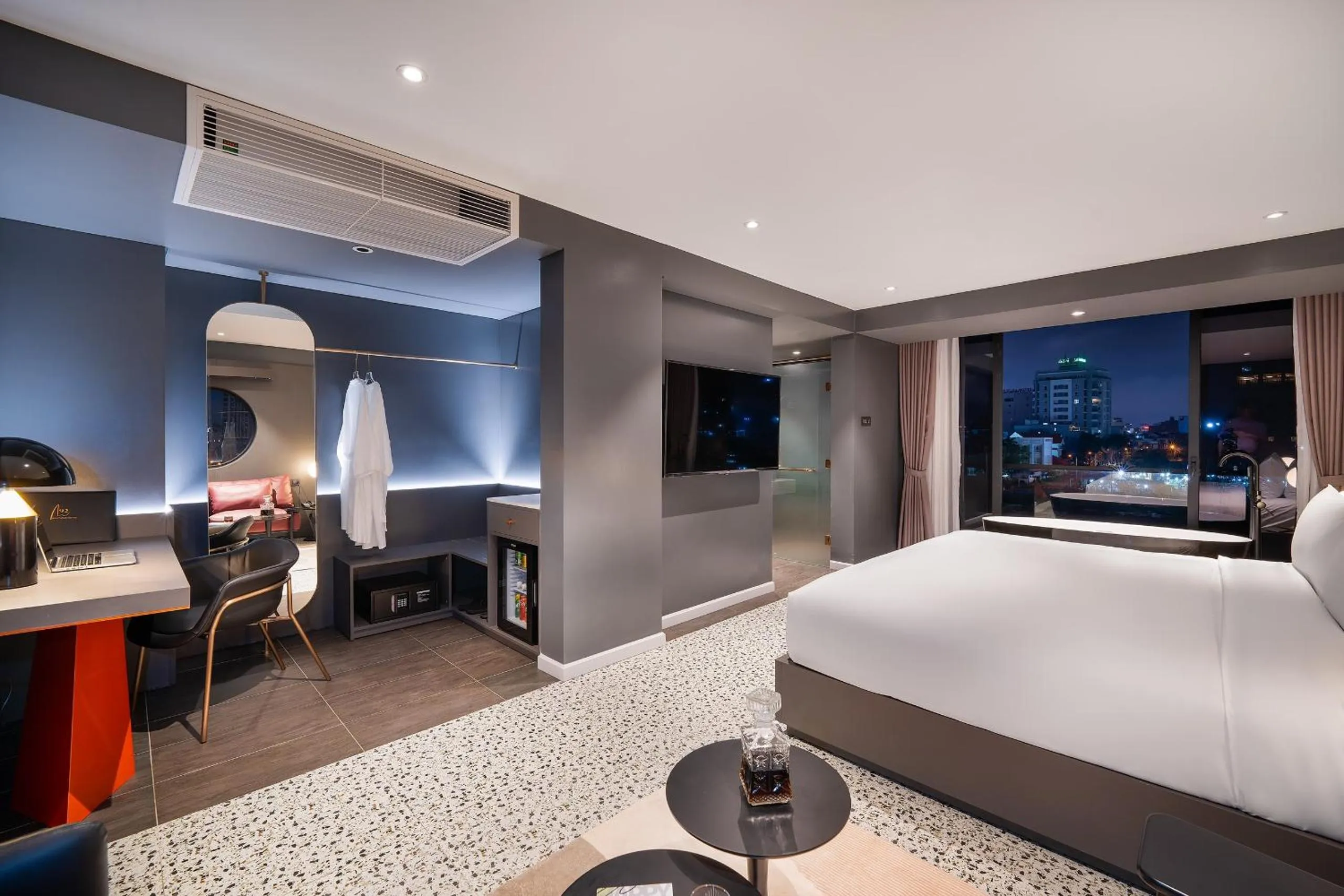 Photo of the whole room, Bed in M92 Boutique Da Nang Beach Hotel