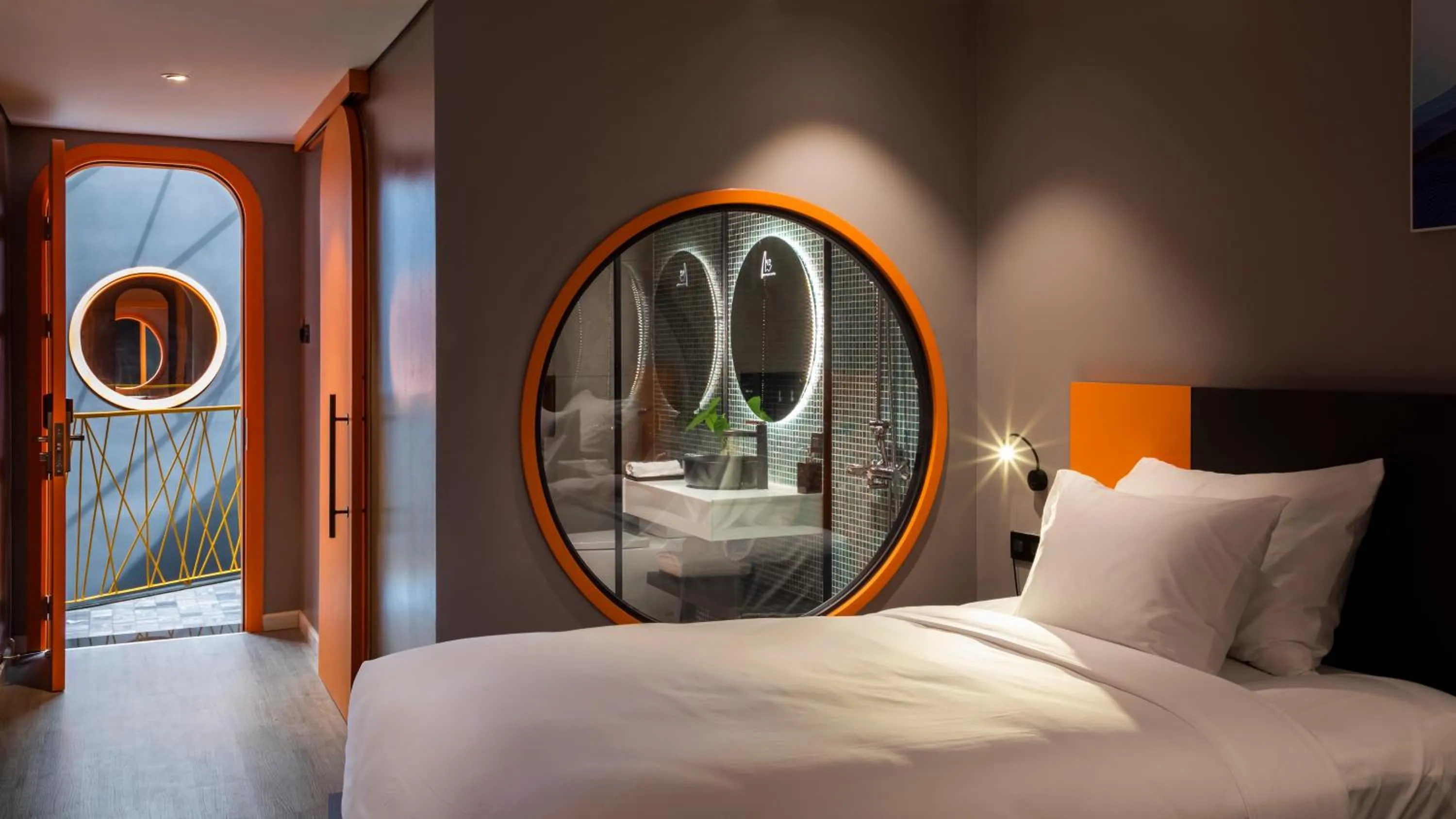 Bed in M92 Boutique Da Nang Beach Hotel