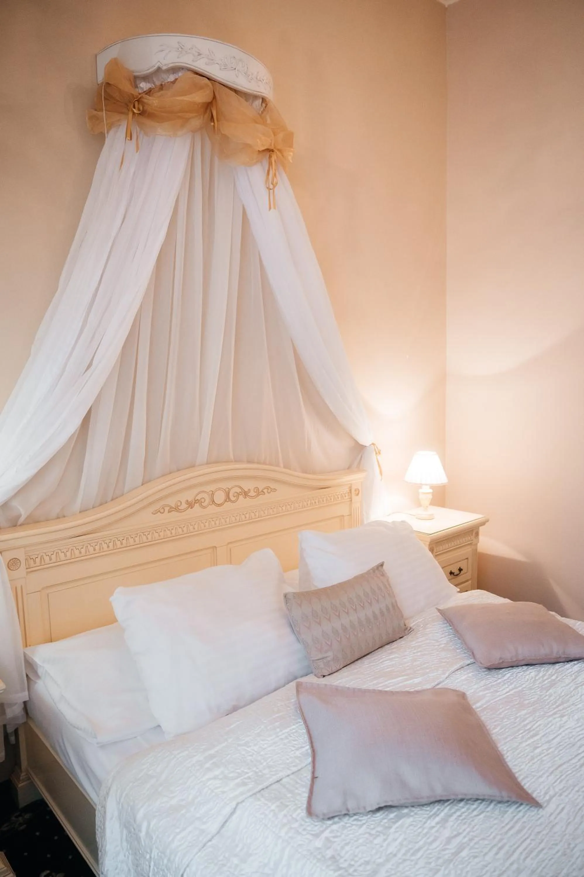 Bedroom in Alisa Hotel