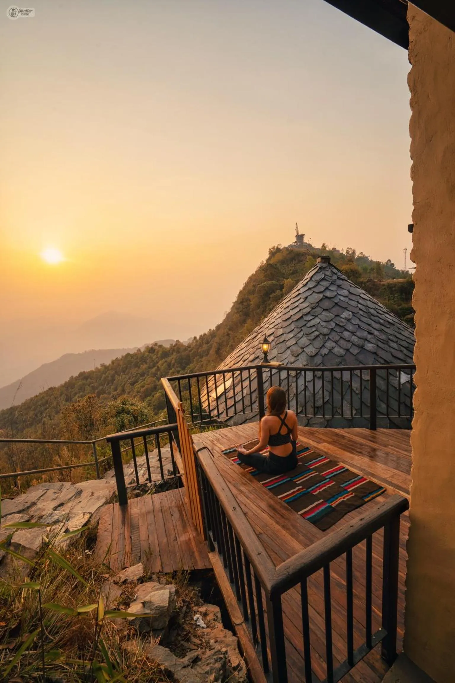 Balcony/Terrace in Bhanjyang Village Lodge