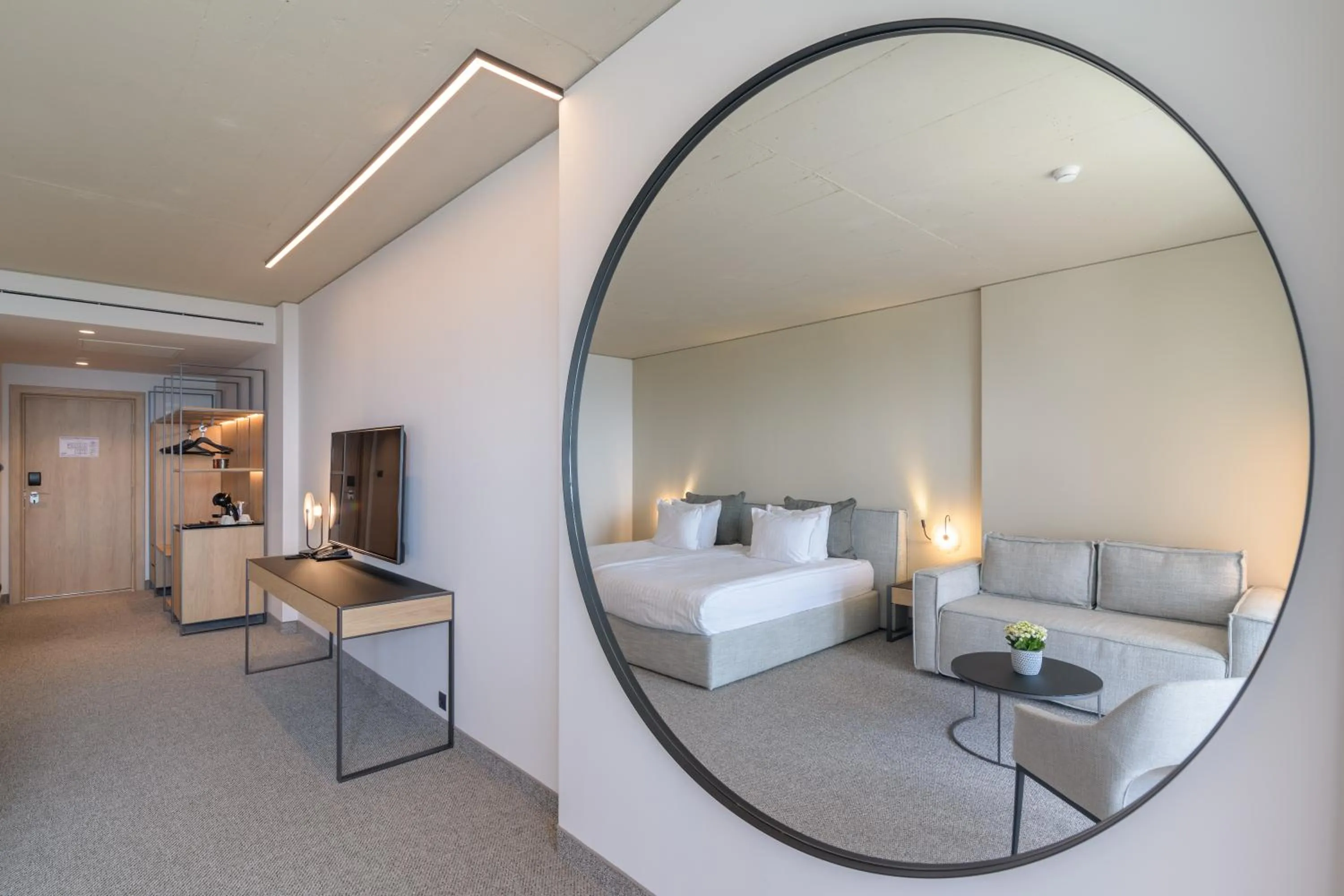 Photo of the whole room, Bed in Ensana Aquahouse