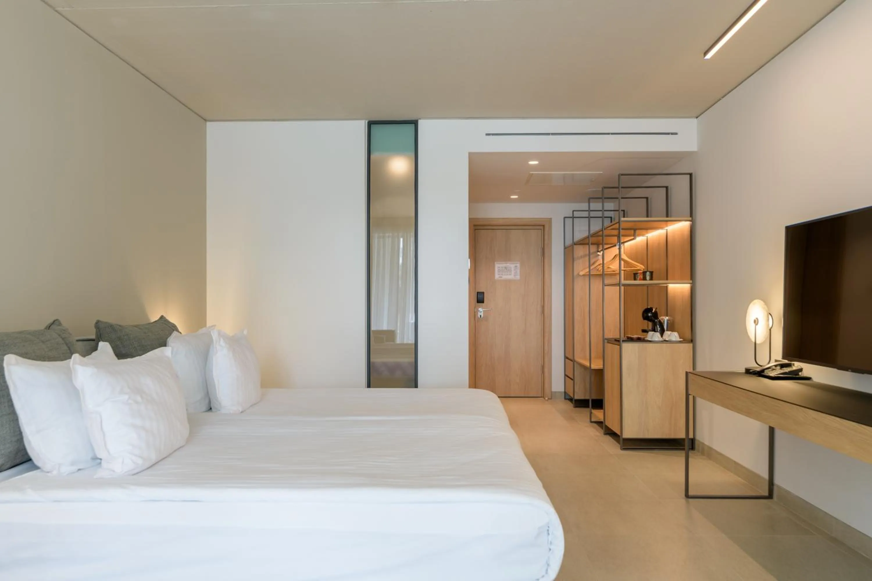 Photo of the whole room, Bed in Ensana Aquahouse