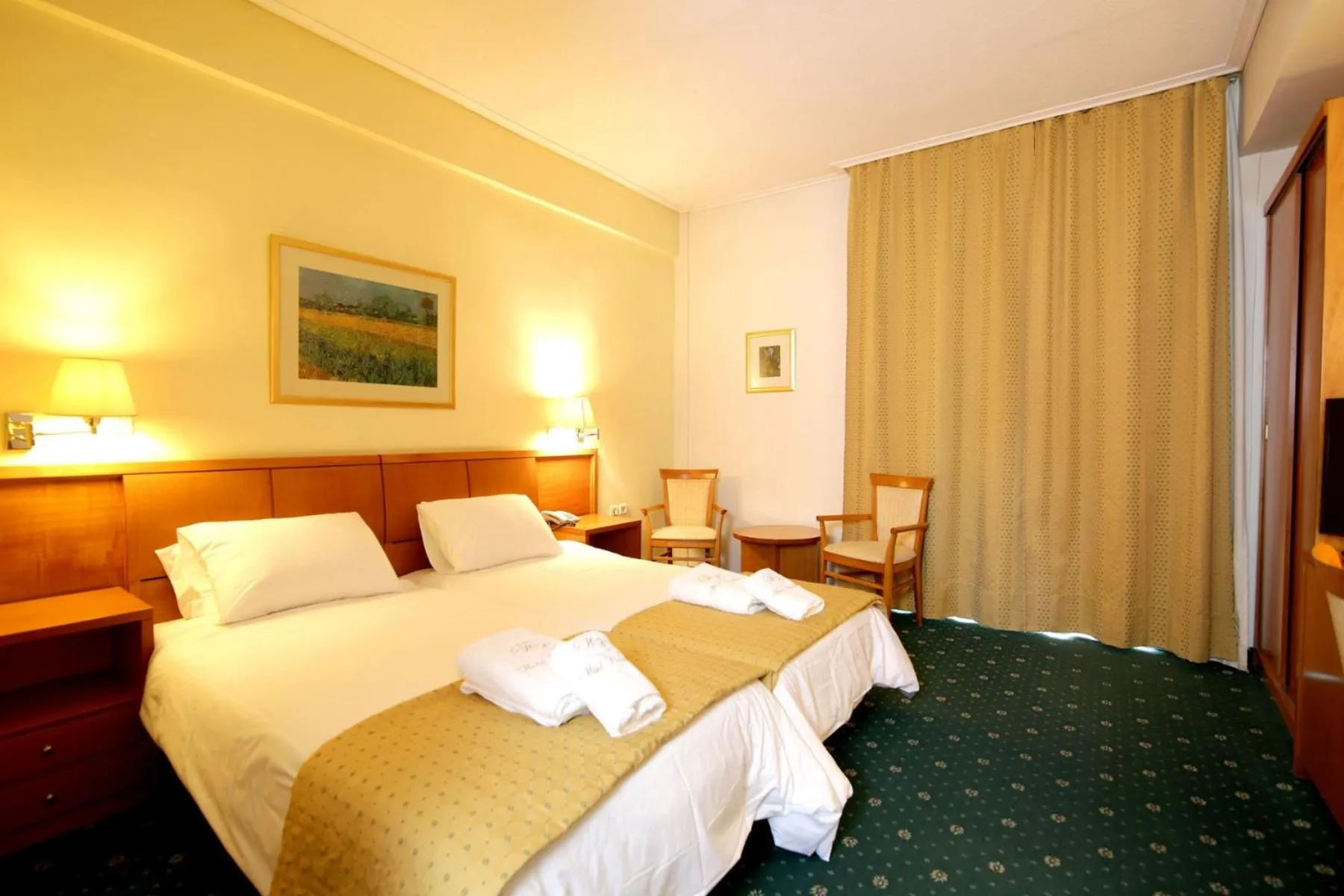 Bedroom, Bed in Hotel Philippos Livadeia