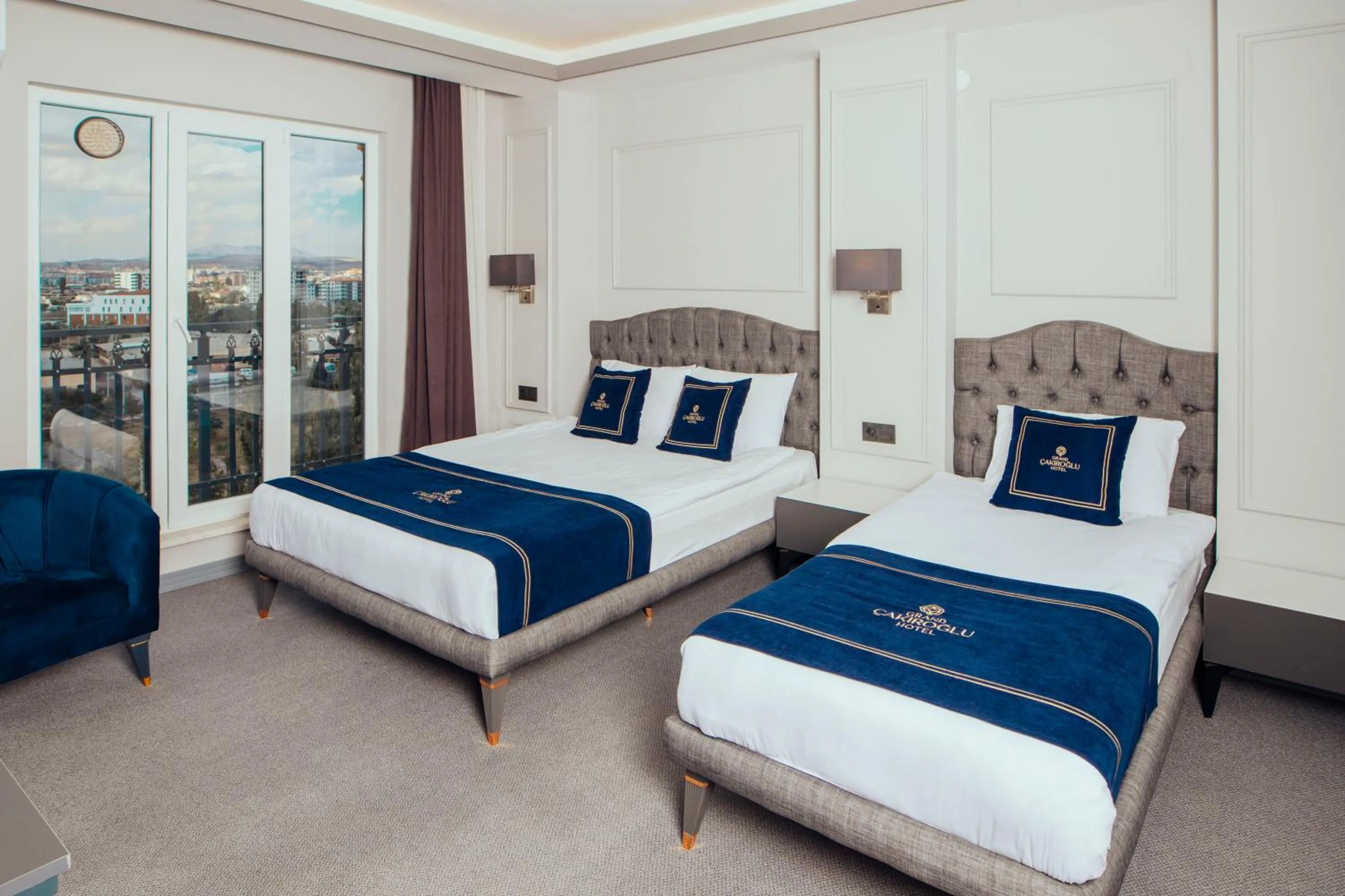 Bed in GRAND ÇAKIROĞLU HOTEL