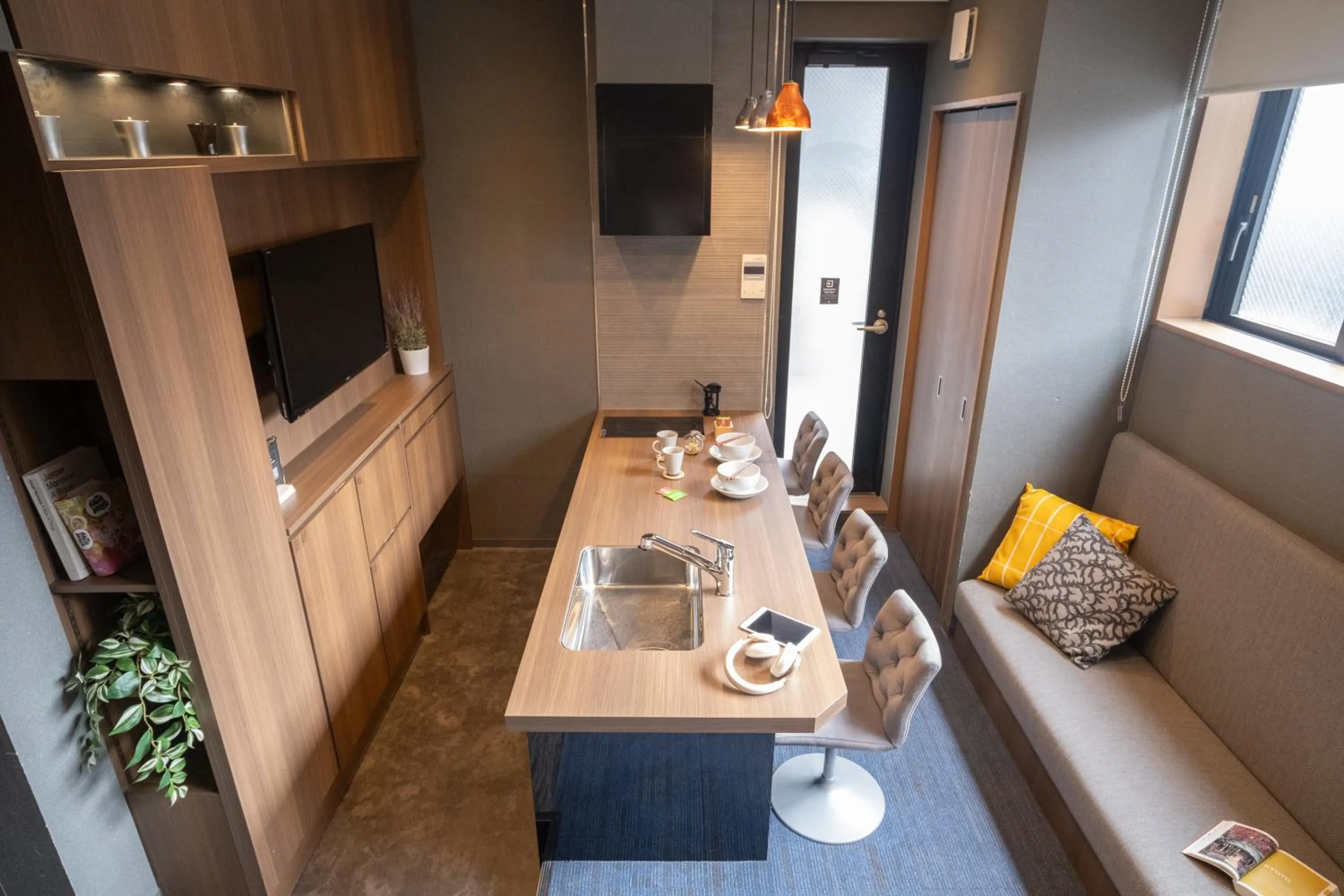 TV and multimedia in ORI Rokkaku