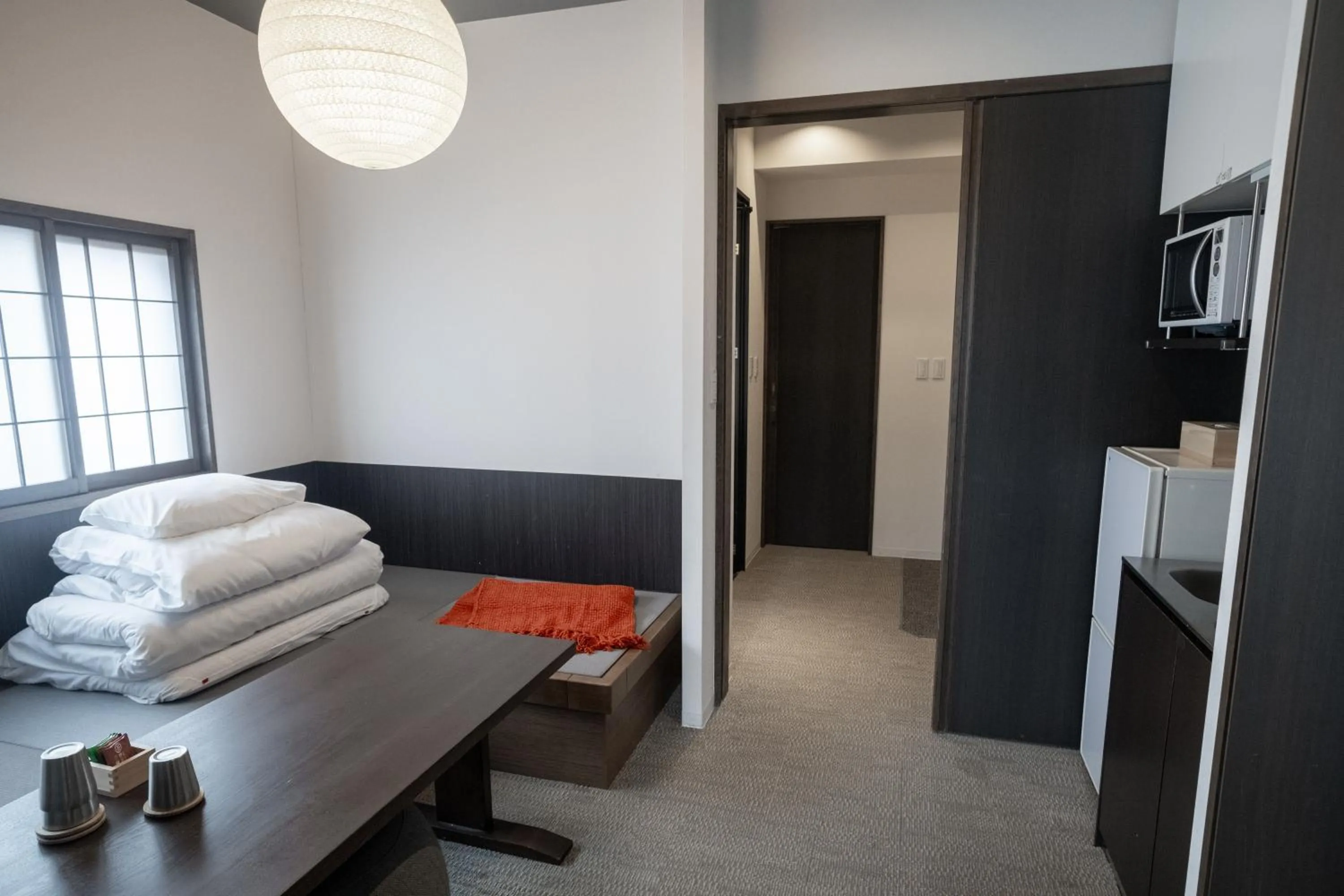 Kitchen or kitchenette, Bed in ORI Rokkaku