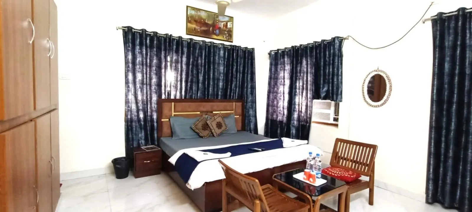 Bed in Zora Park Luxury Rooms