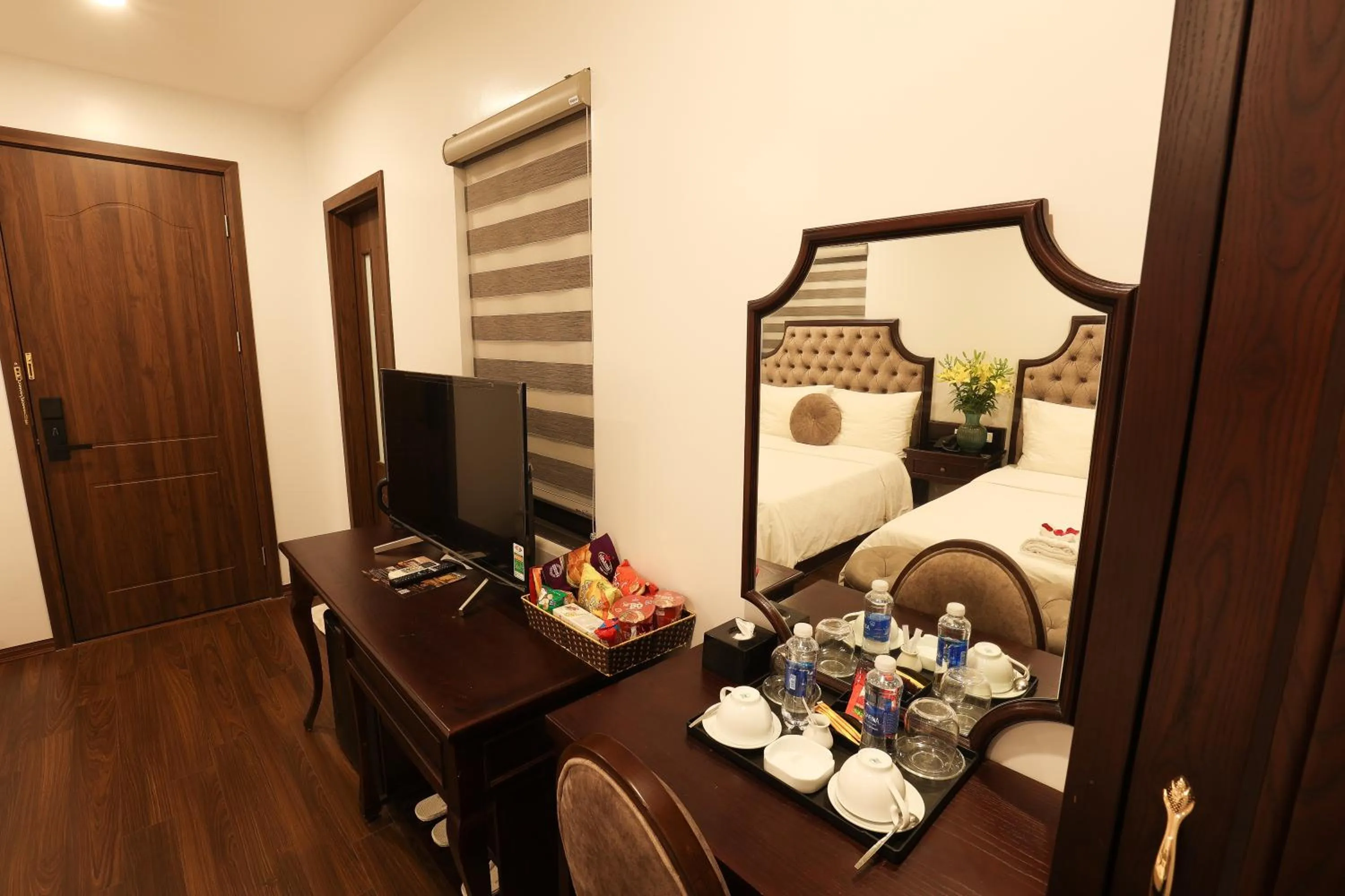 TV and multimedia in Royal Văn Phú Hotel