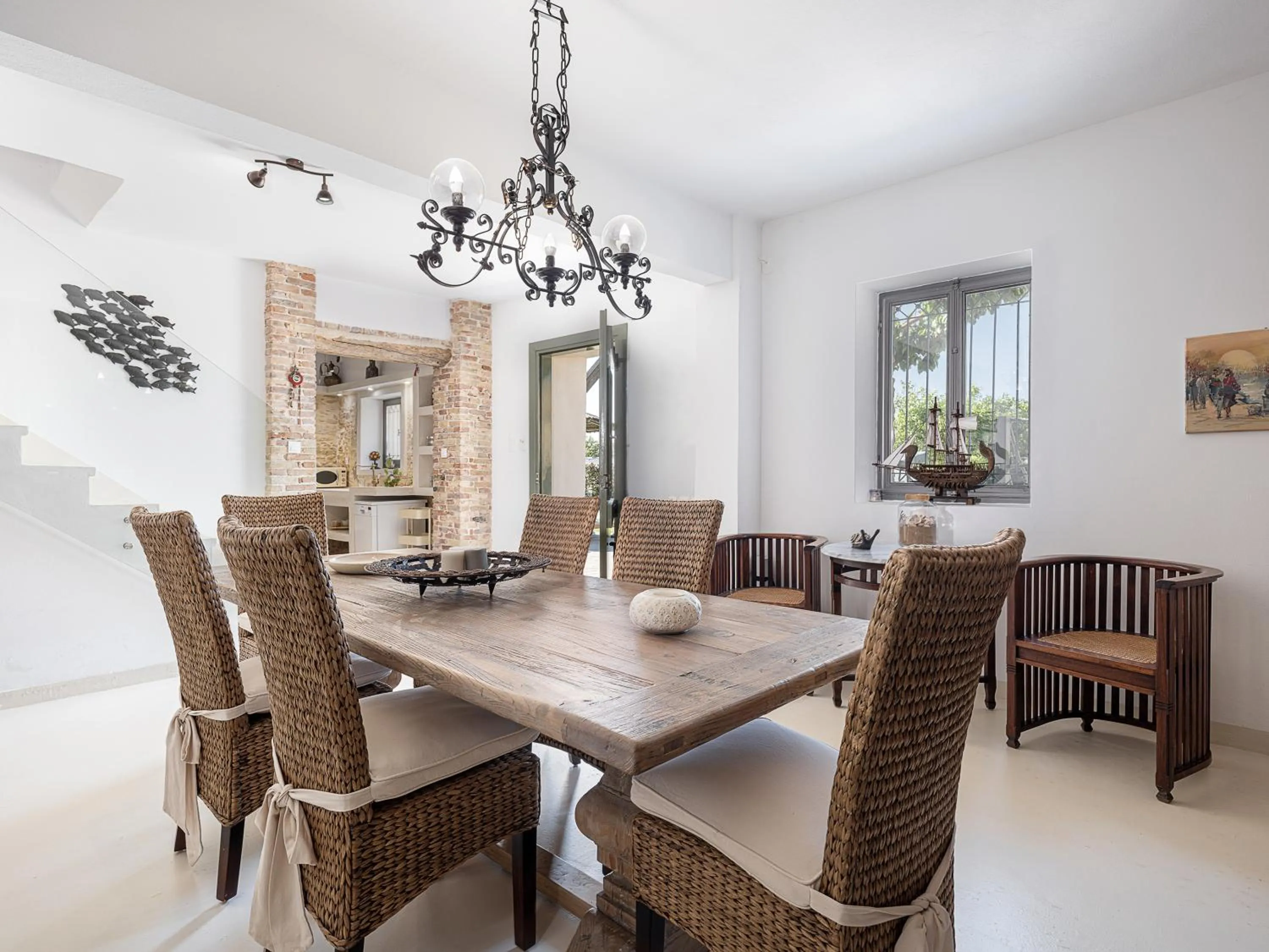 Seating area in Ondathaki Pirgos