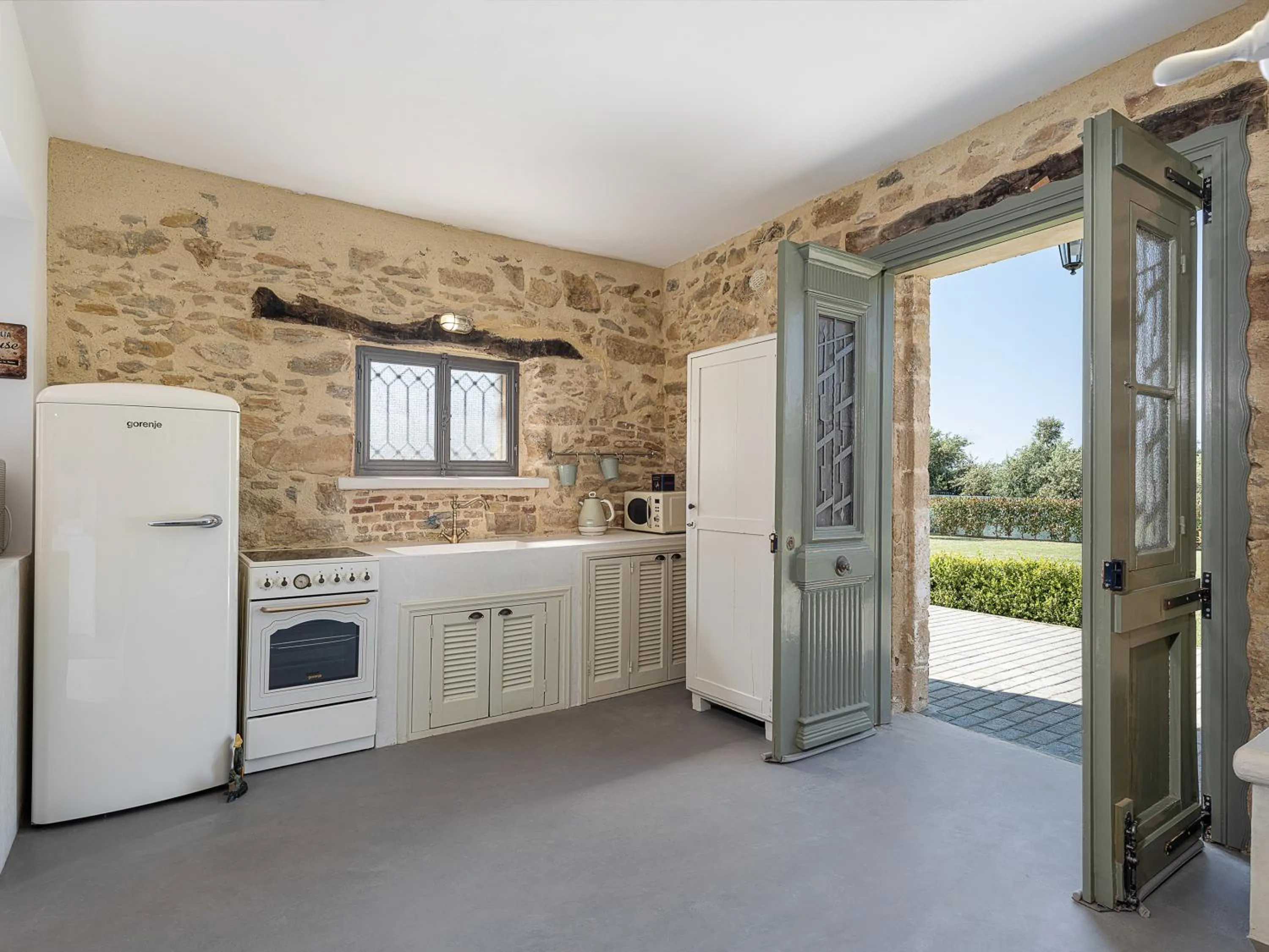 Kitchen or kitchenette in Ondathaki Pirgos