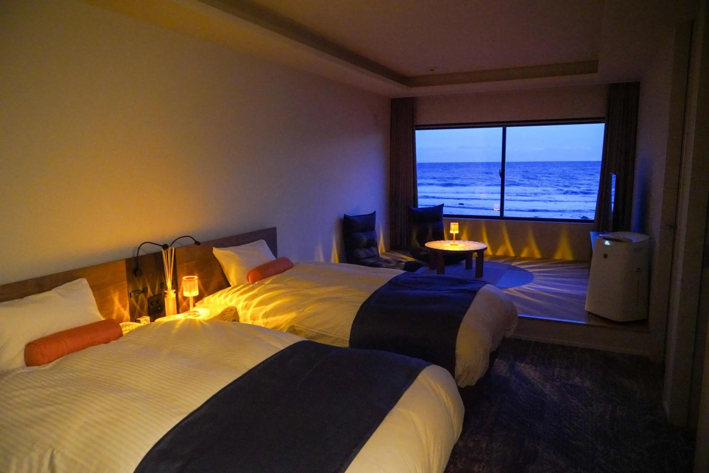 Photo of the whole room, Bed in Sinori205