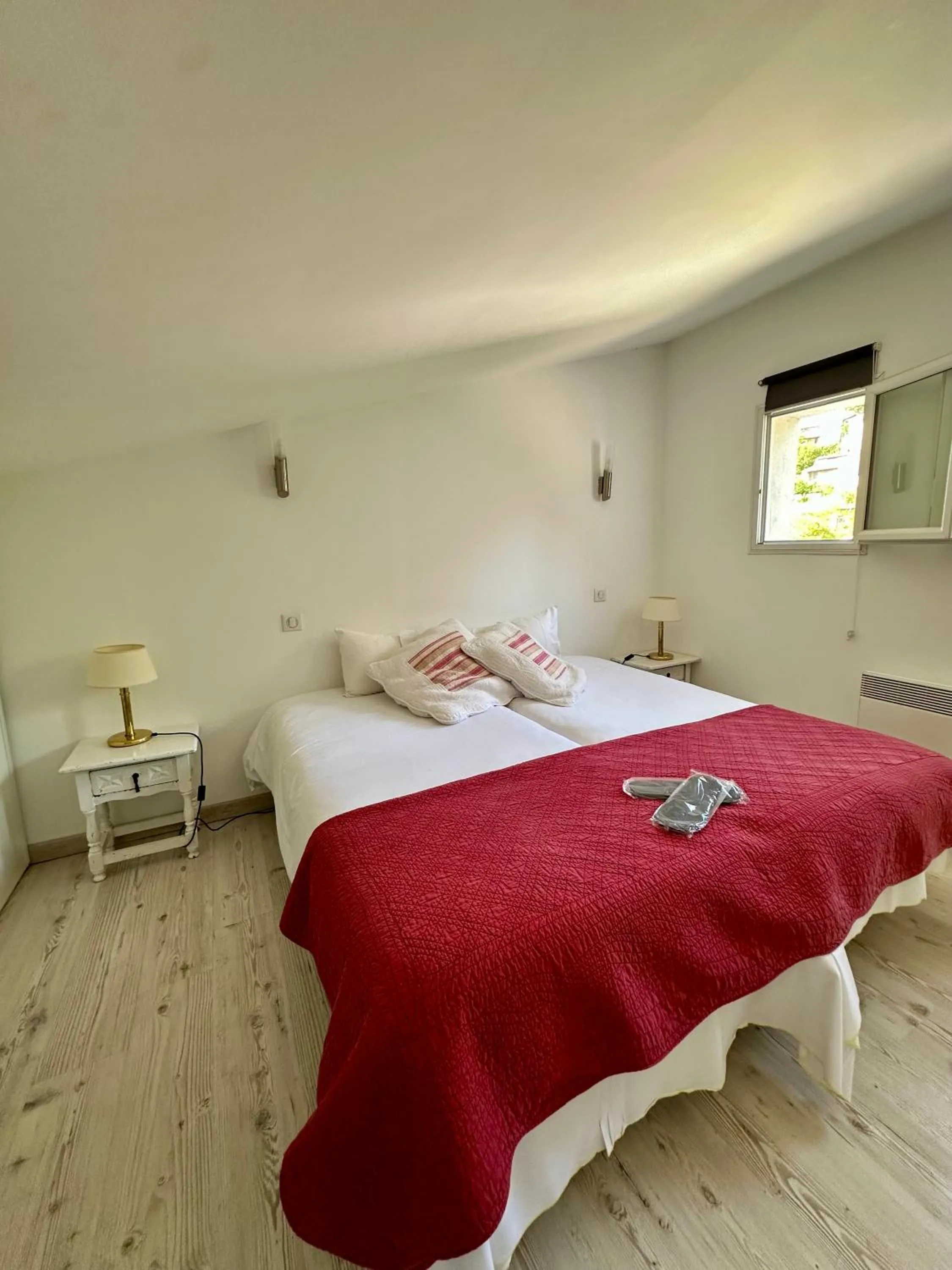 Bed in Le Mas de l'Orangerie 3 etoiles