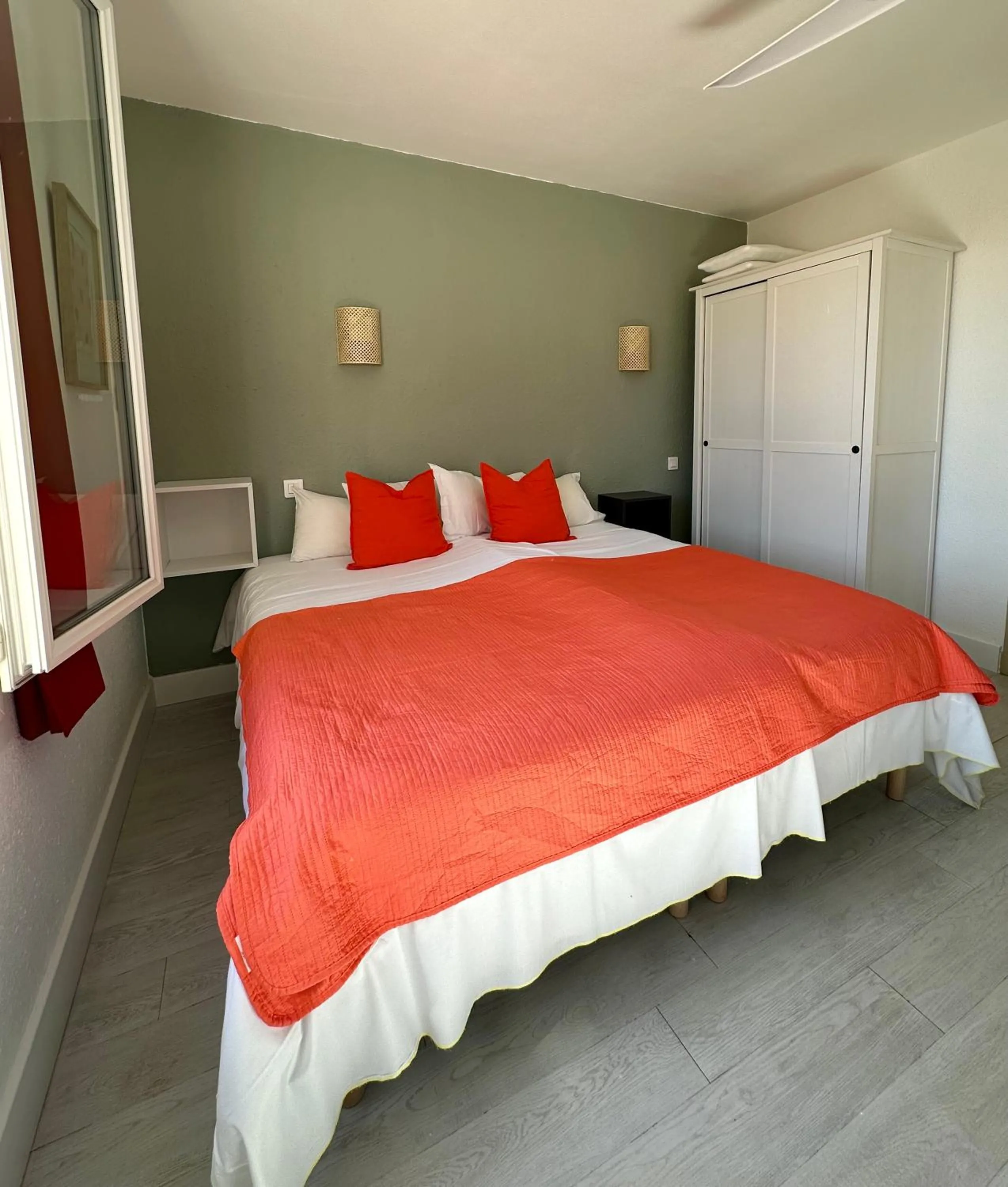Bed in Le Mas de l'Orangerie 3 etoiles