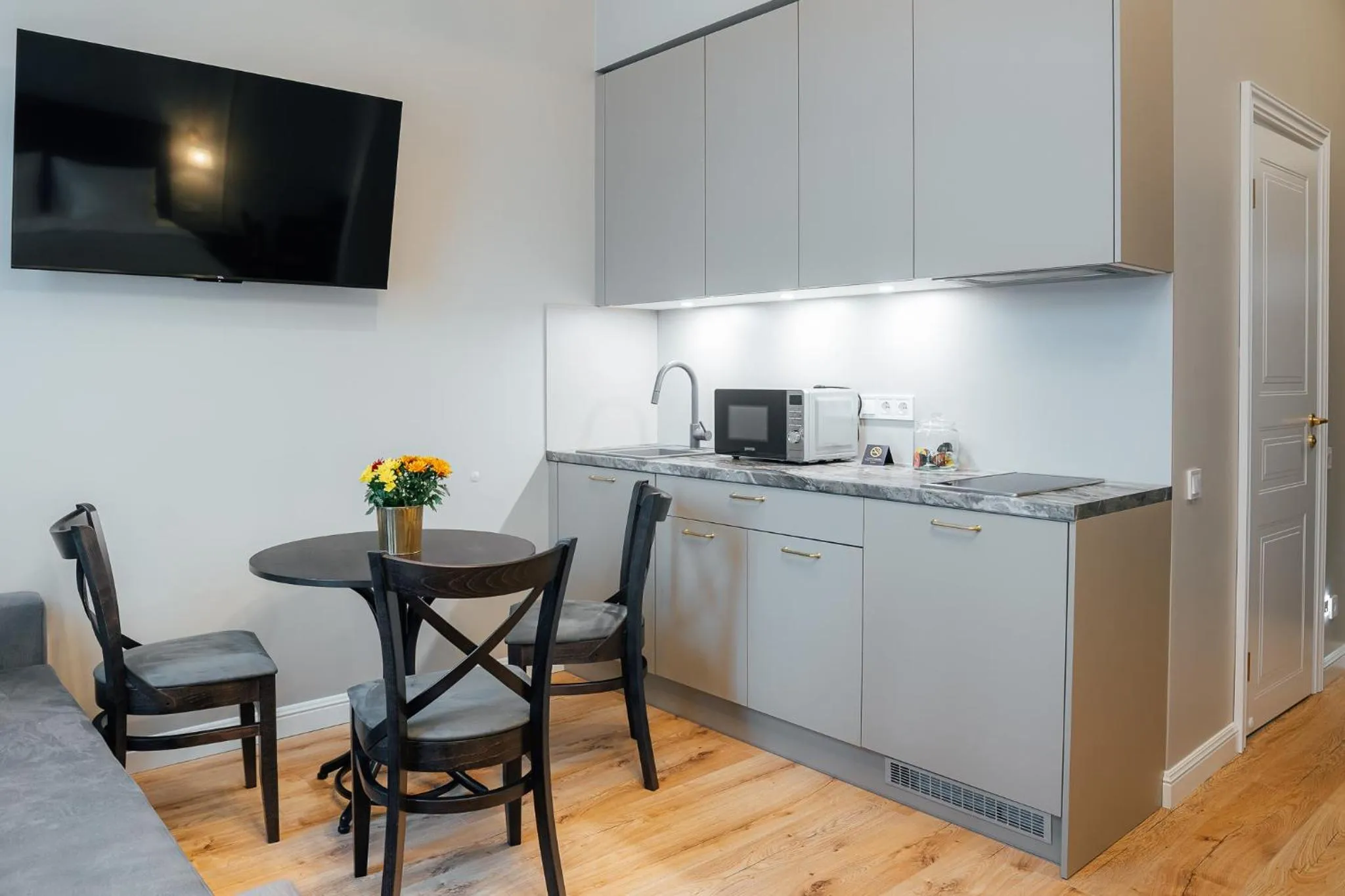 TV and multimedia in Aparthotel Amella