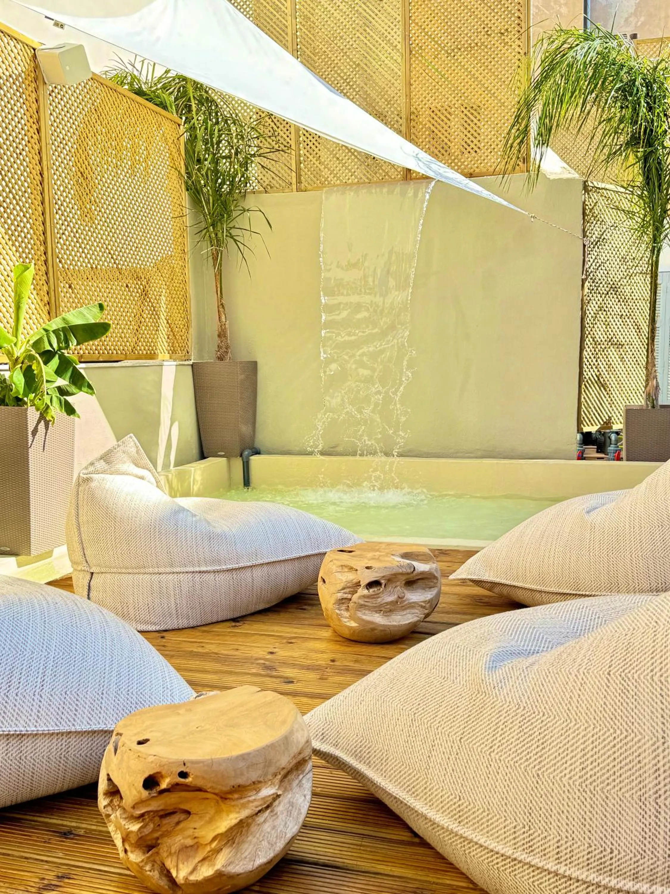 Property building in Athens The L7 Str - Luxury Boutique Collection Hotel