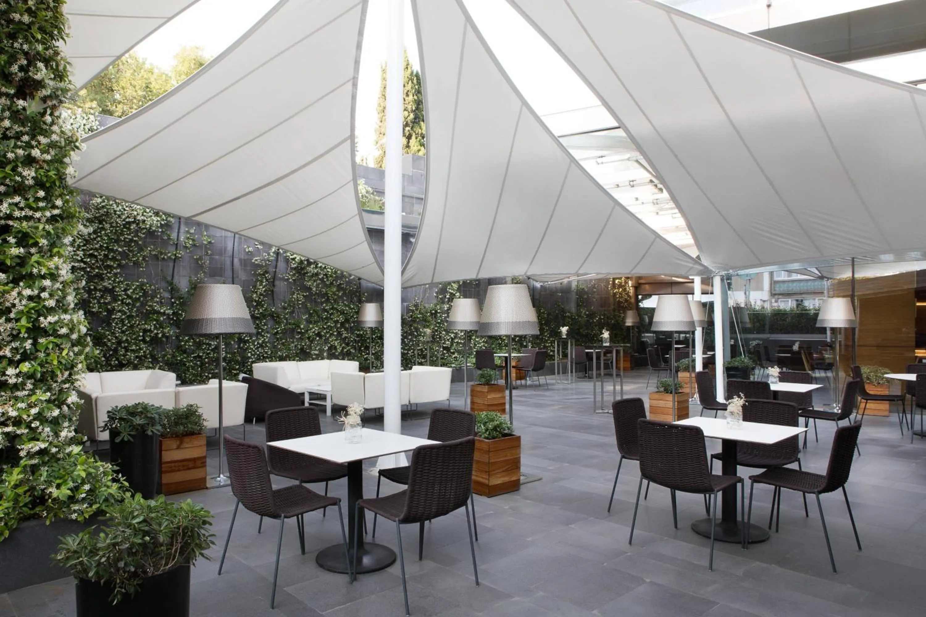 Restaurant/places to eat in Istanbul Marriott Hotel Sisli