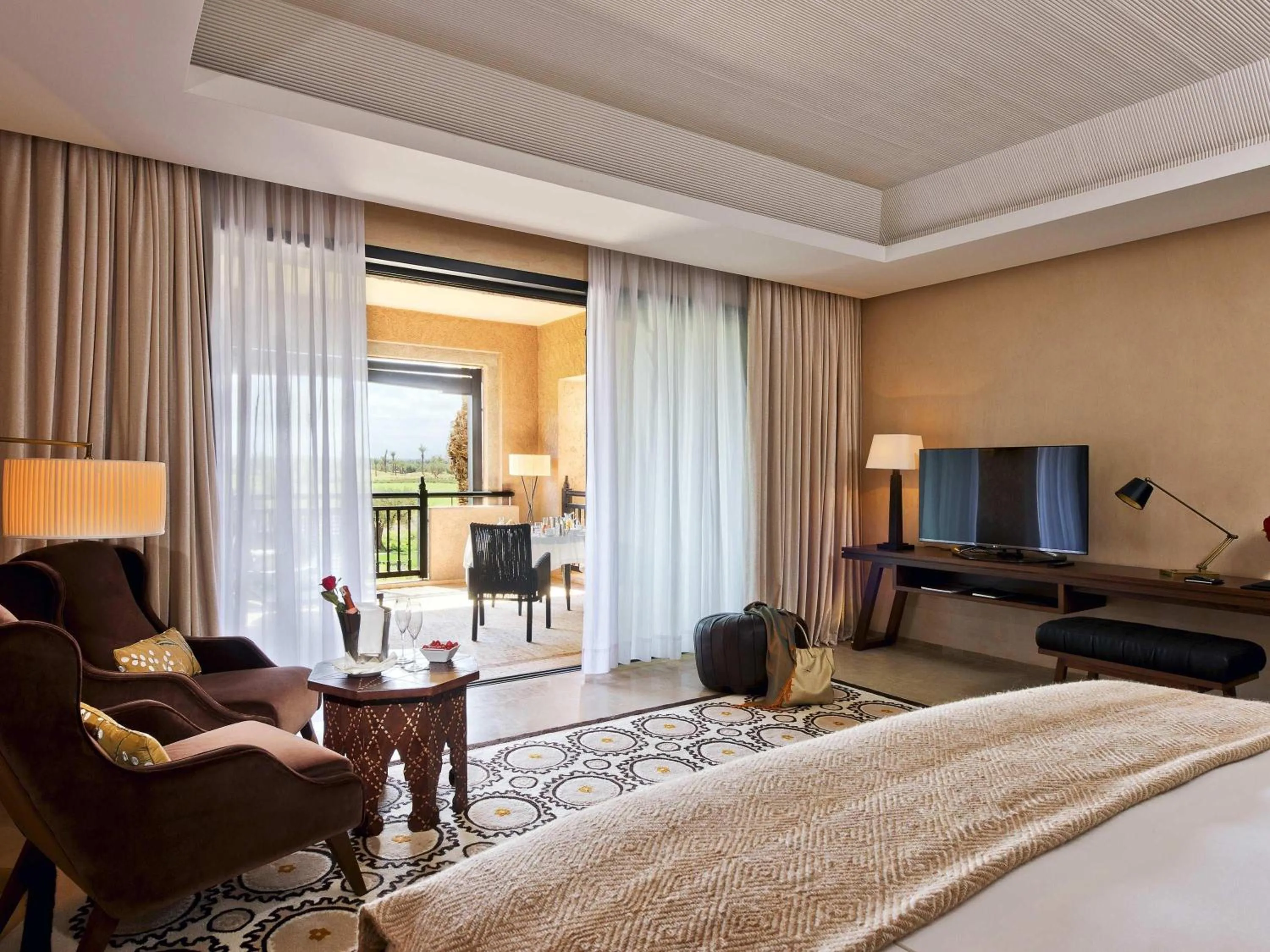 Bedroom, Bed in Fairmont Royal Palm Marrakech