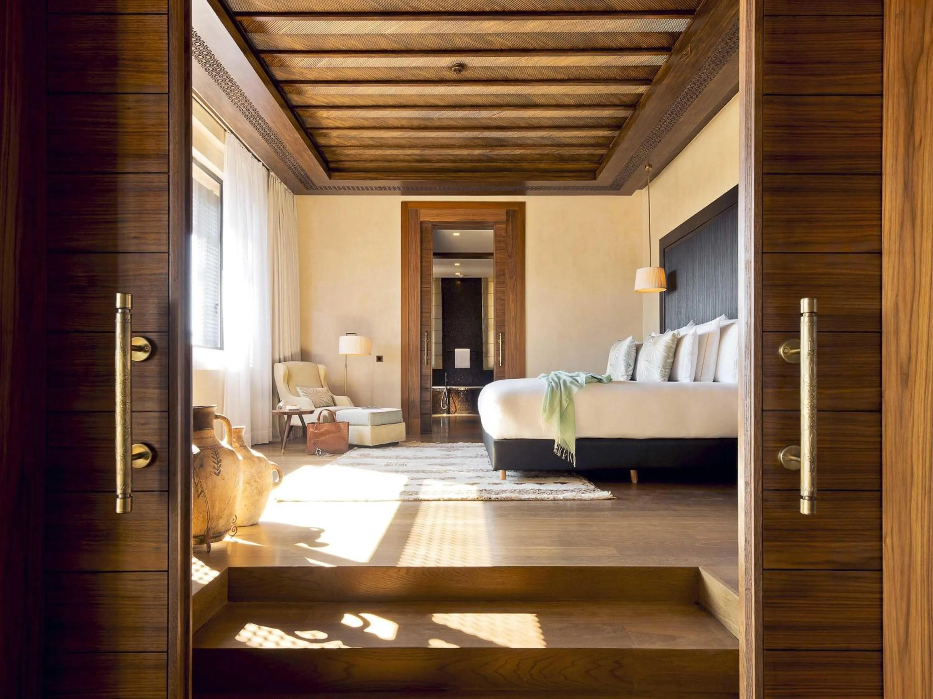 Bedroom, Bed in Fairmont Royal Palm Marrakech