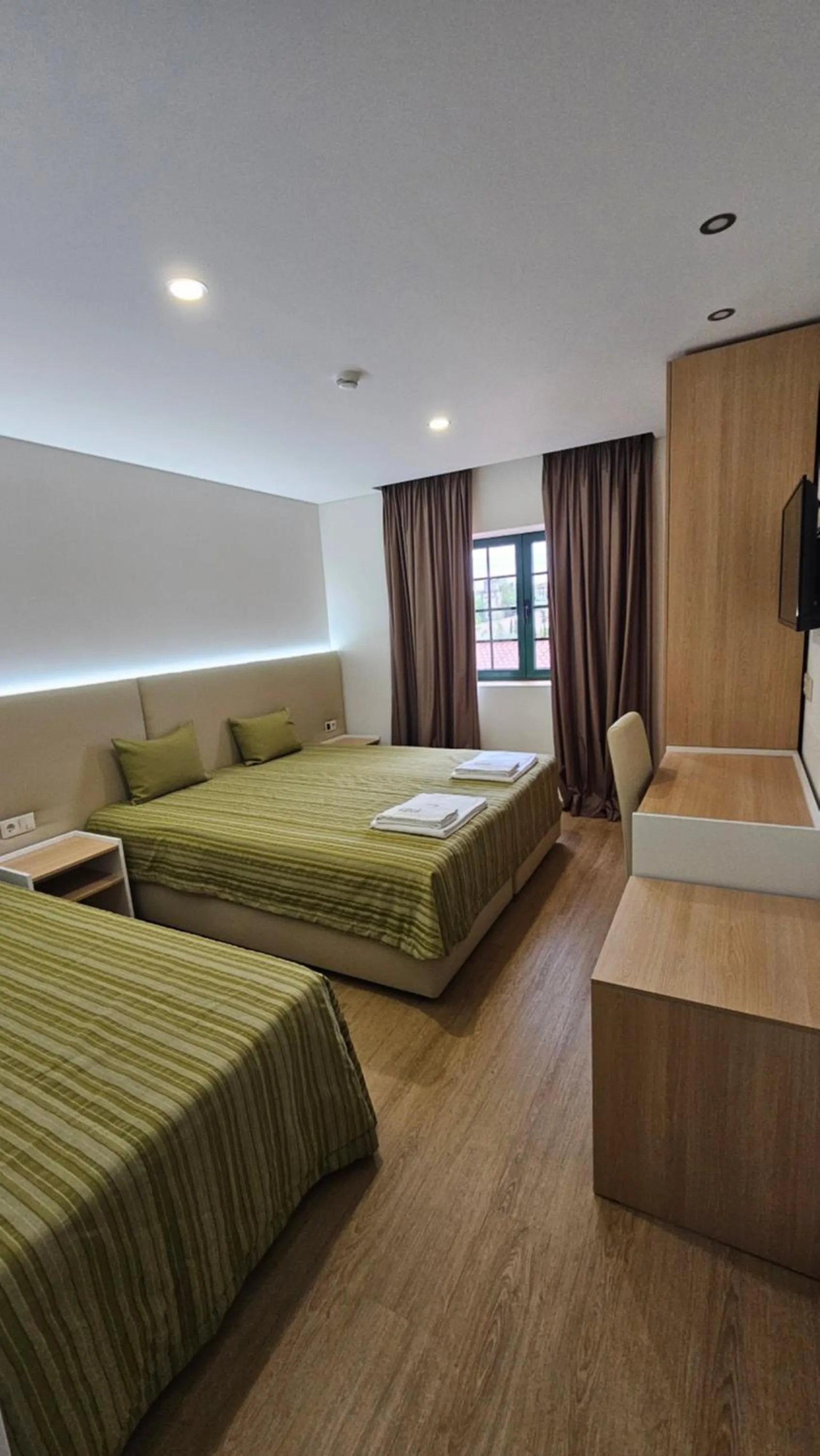 TV and multimedia, Bed in Hotel O Encontro