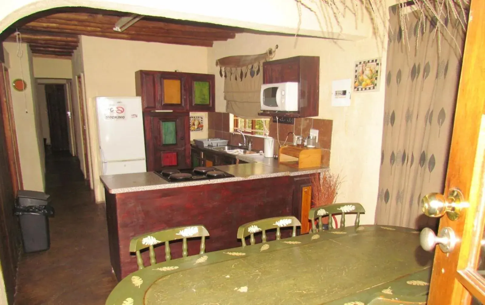 Three-Bedroom Cottage in Hazyview Country Cottages Three-Bedroom Cottage in Hazyview Country Cottages