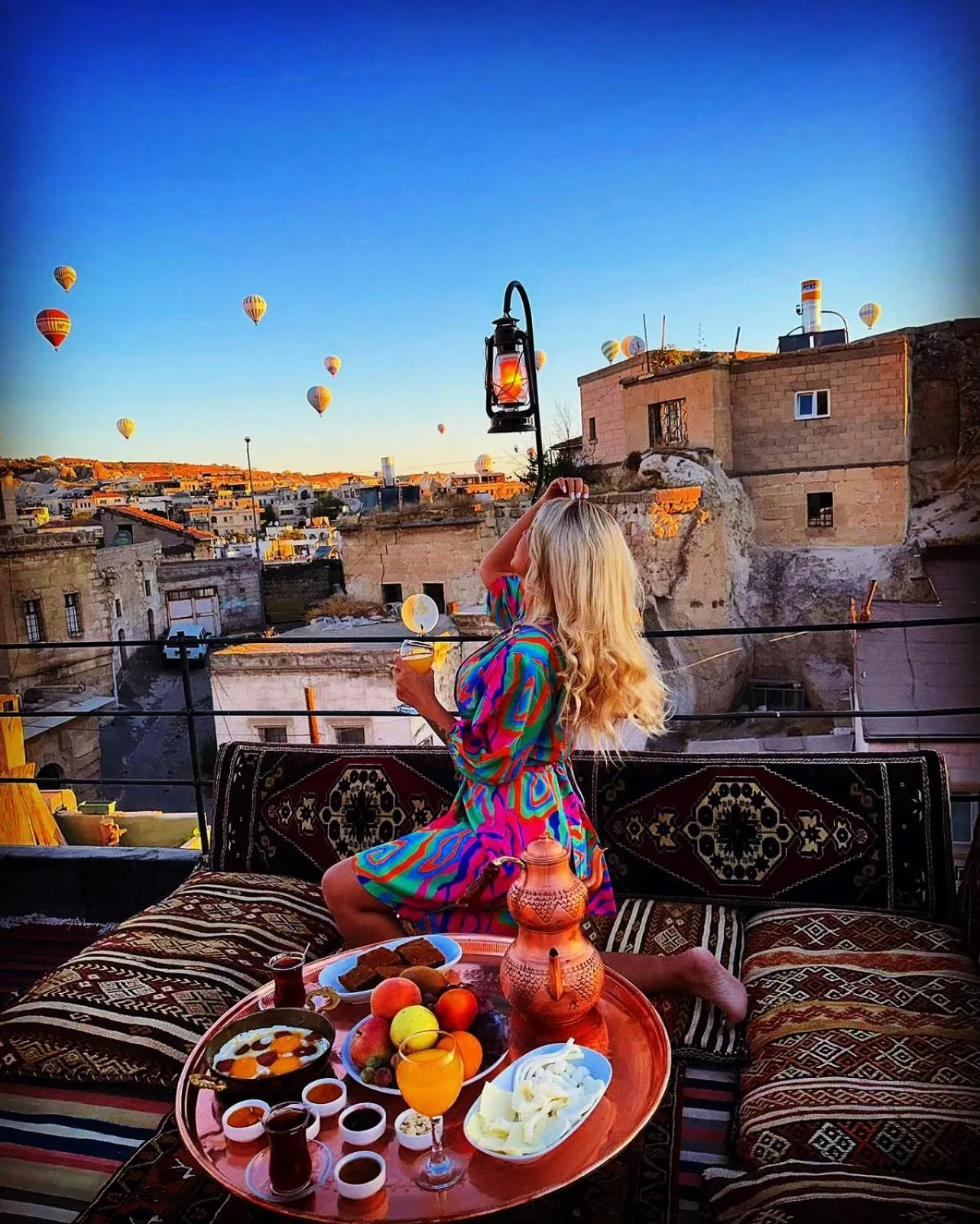 People in Kaya Konak Cave