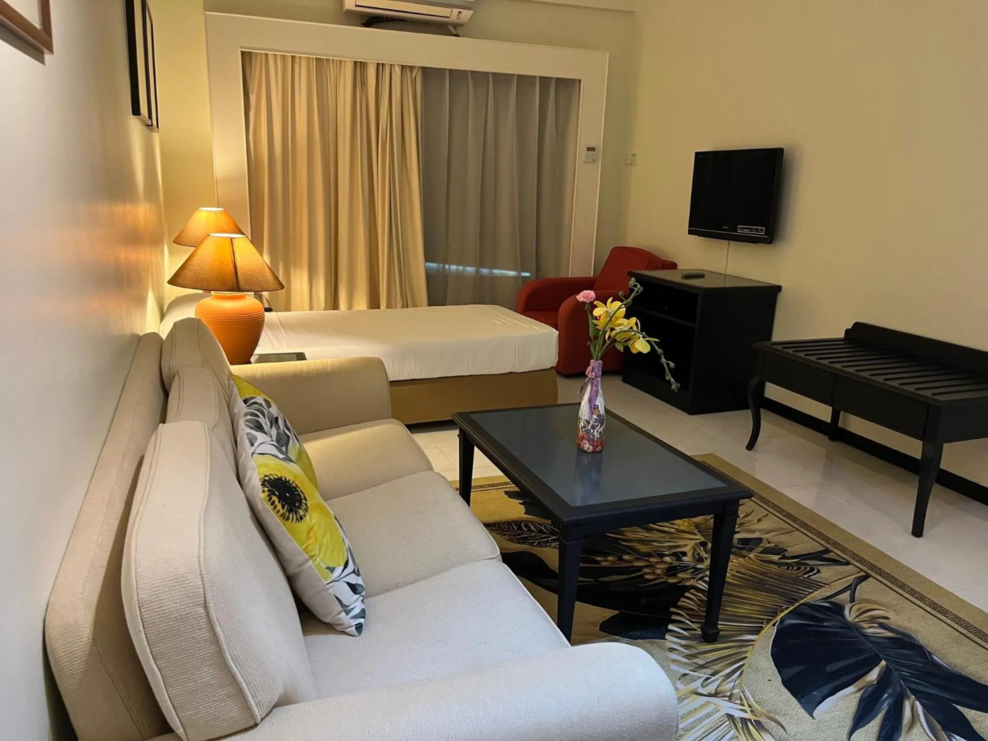 Living room, Bed in Paradise by the Sea in Penang by Veron at Rainbow Paradise