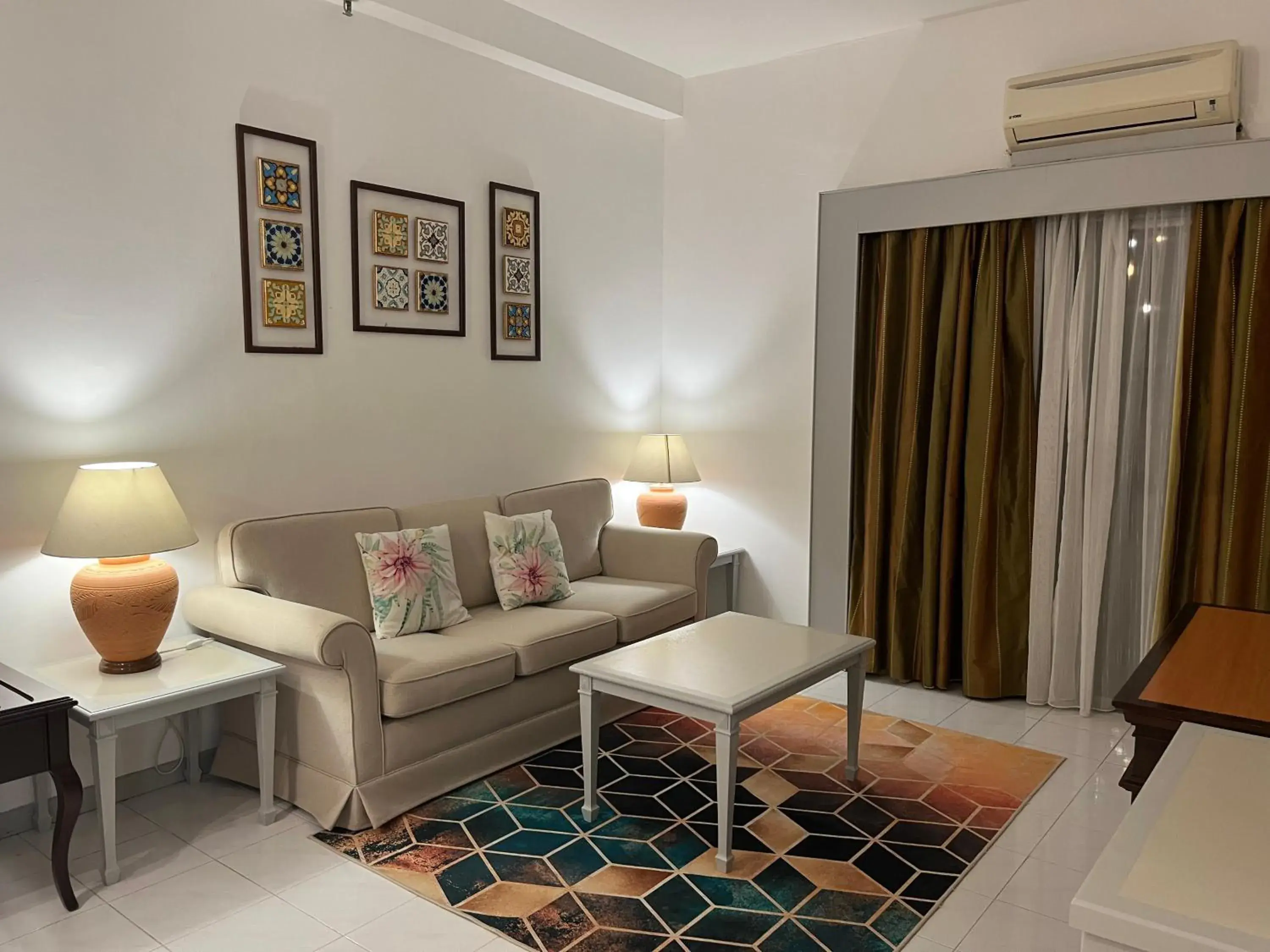 Two-Bedroom Suite in Paradise by the Sea in Penang by Veron at Rainbow Paradise Two-Bedroom Suite in Paradise by the Sea in Penang by Veron at Rainbow Paradise
