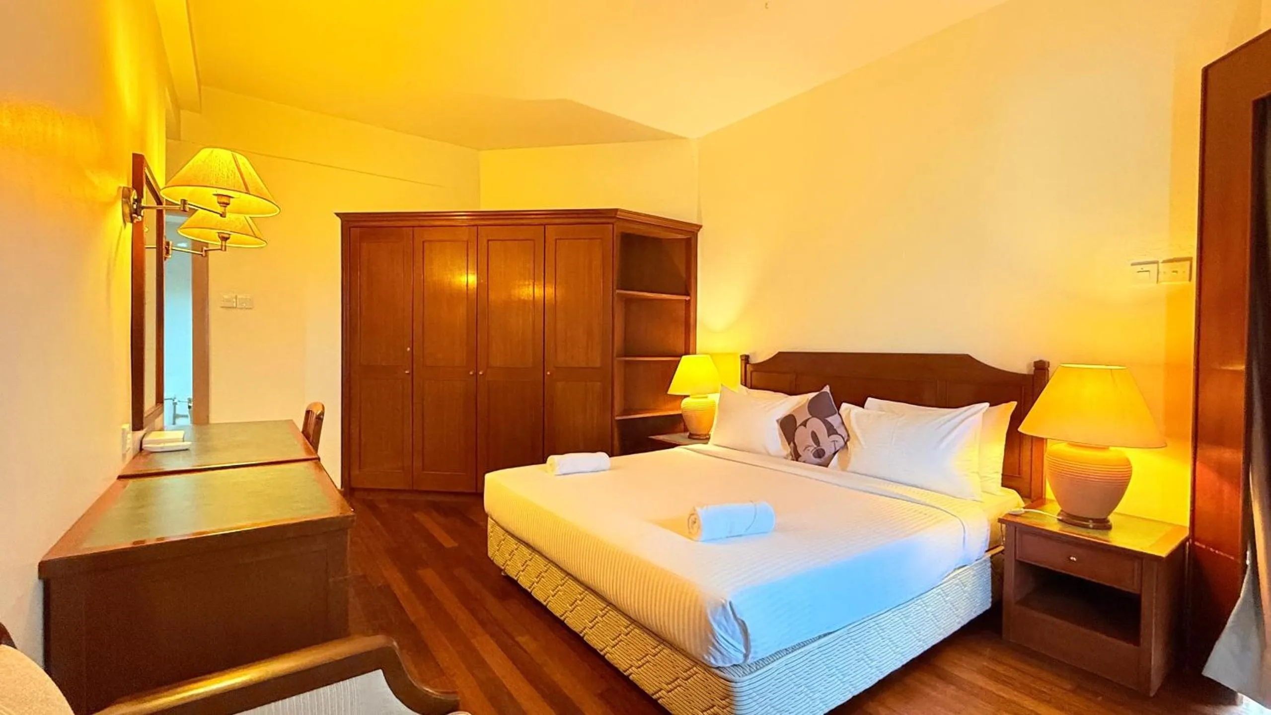 Photo of the whole room, Bed in Paradise by the Sea in Penang by Veron at Rainbow Paradise