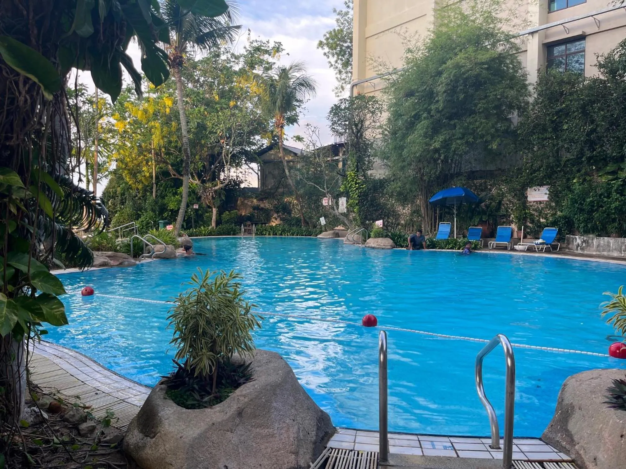  in Paradise by the Sea in Penang by Veron at Rainbow Paradise